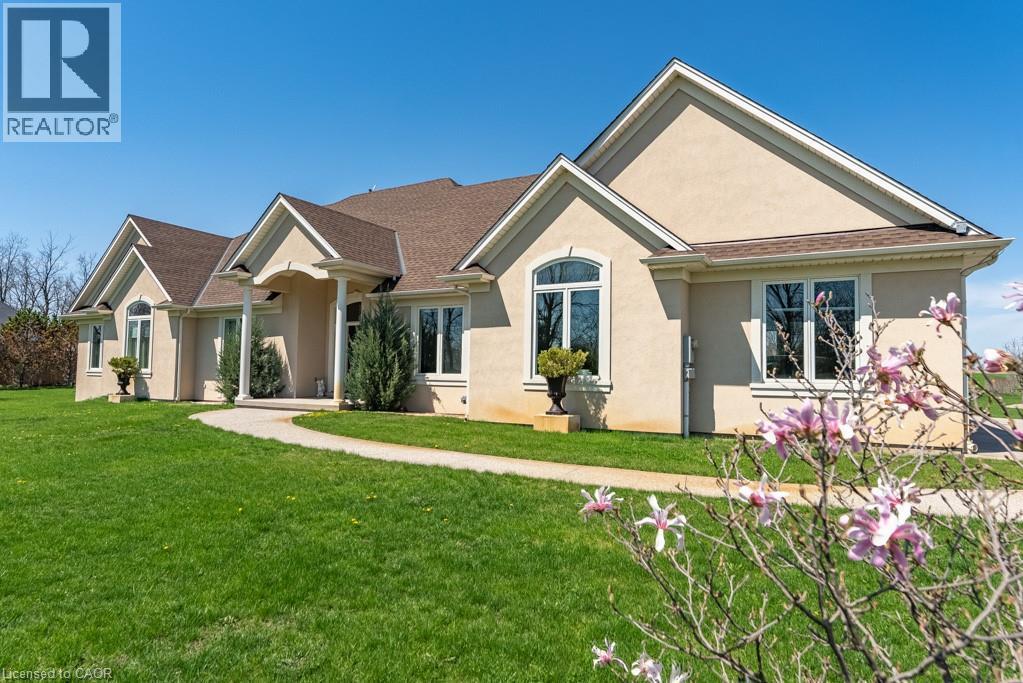 












365 ROBINSON Road

,
Brantford,




Ontario
N3T0L7

