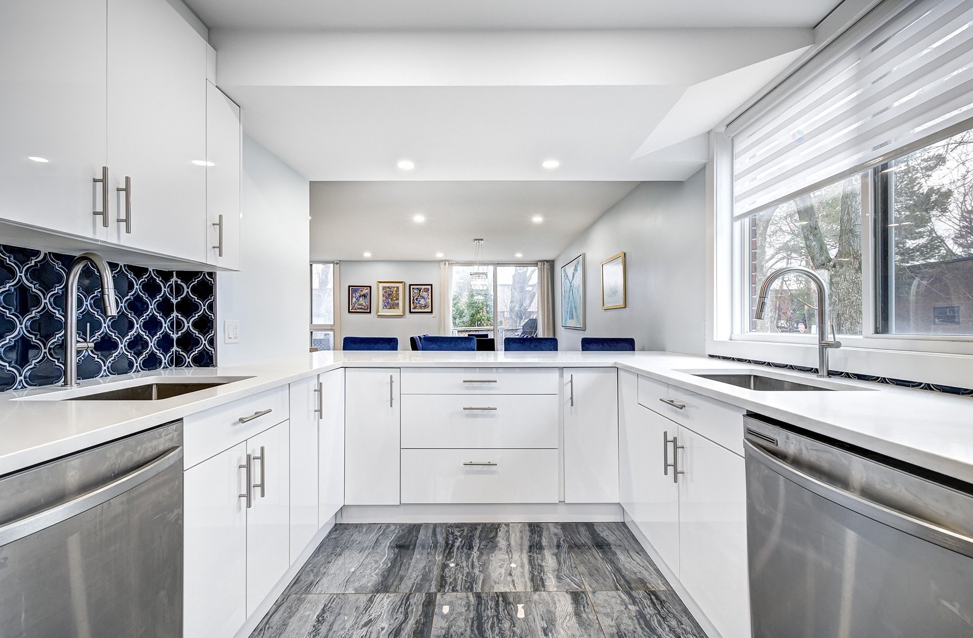 









5670


Ch. Merrimac

,
Côte-Saint-Luc,




QC
H4W1S6

