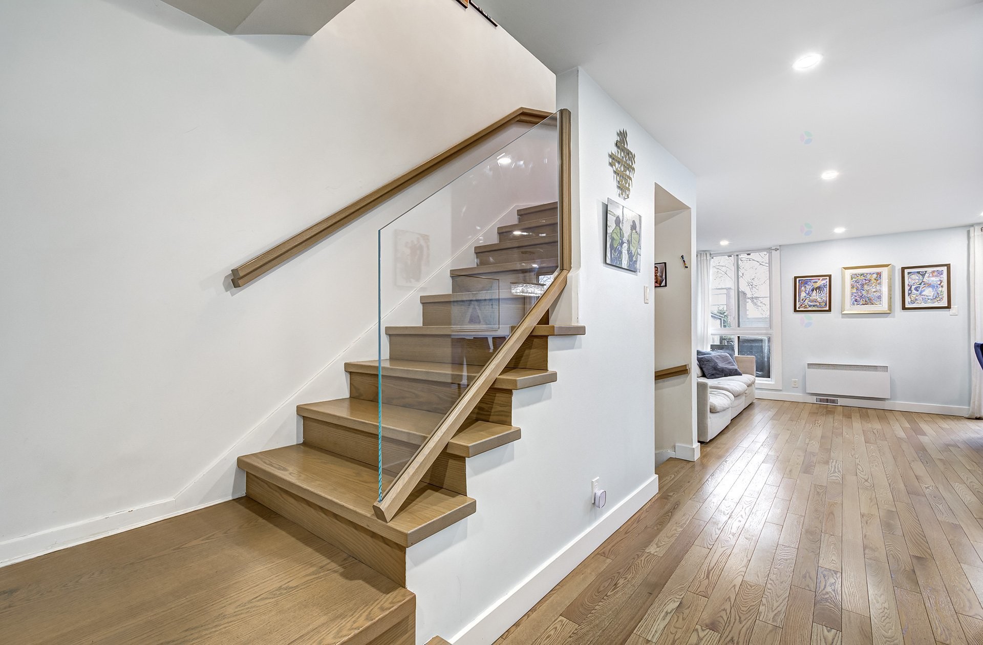 









5670


Ch. Merrimac

,
Côte-Saint-Luc,




QC
H4W1S6

