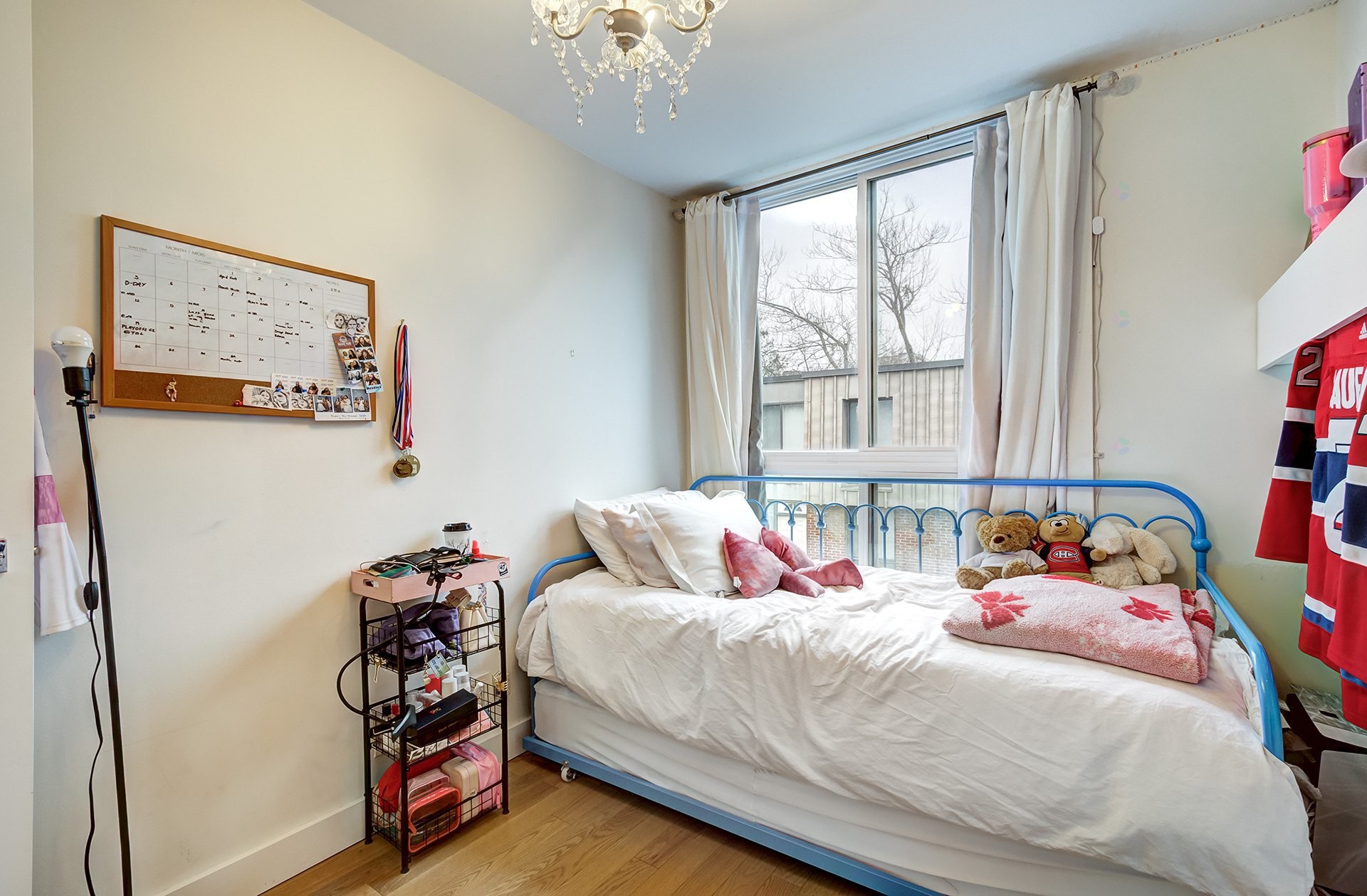 









5670


Ch. Merrimac

,
Côte-Saint-Luc,




QC
H4W1S6

