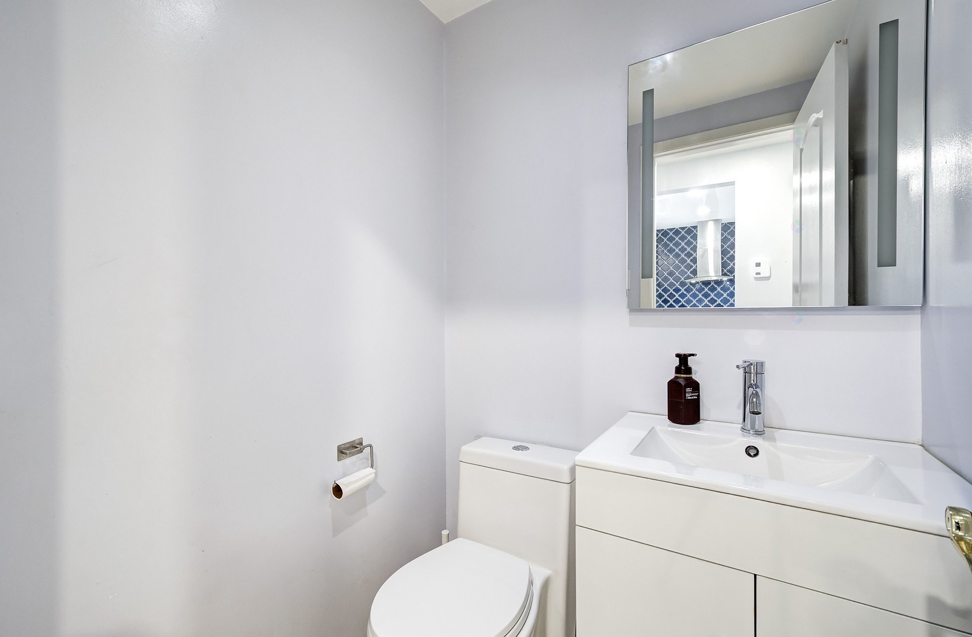 









5670Z


Ch. Merrimac

,
Côte-Saint-Luc,




QC
H4W1S6

