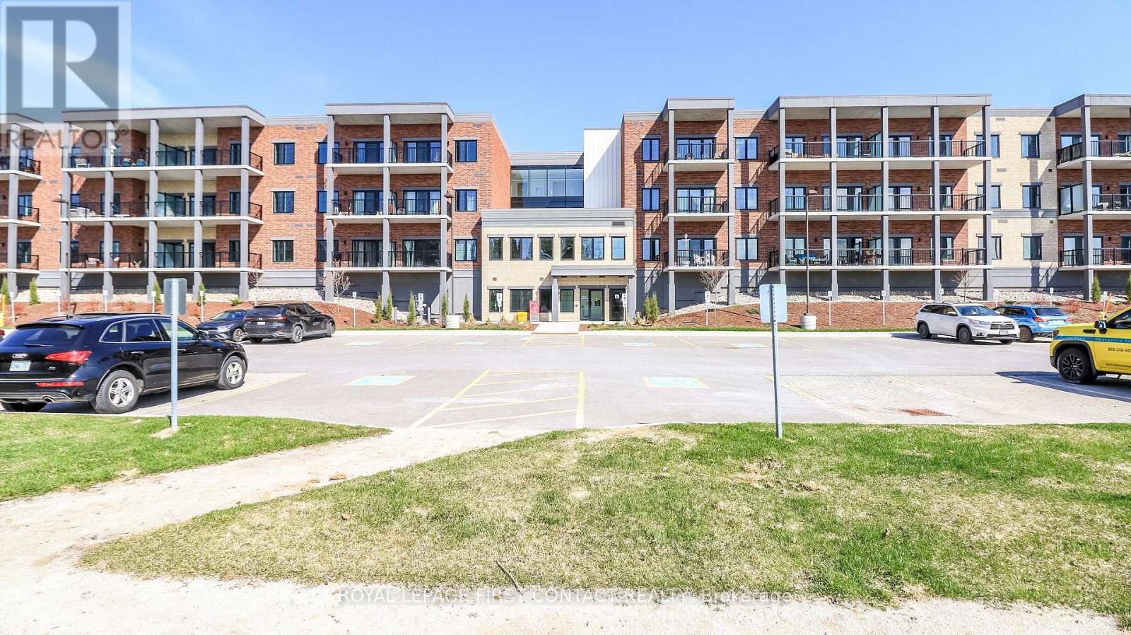 












210 - 121 MARY STREET

,
Clearview,




Ontario
L0M1G0


