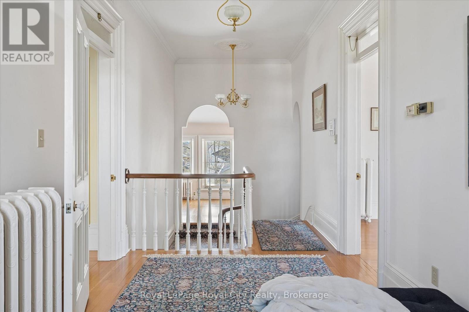 












66 PAISLEY STREET

,
Guelph (Downtown),




Ontario
N1H2N8

