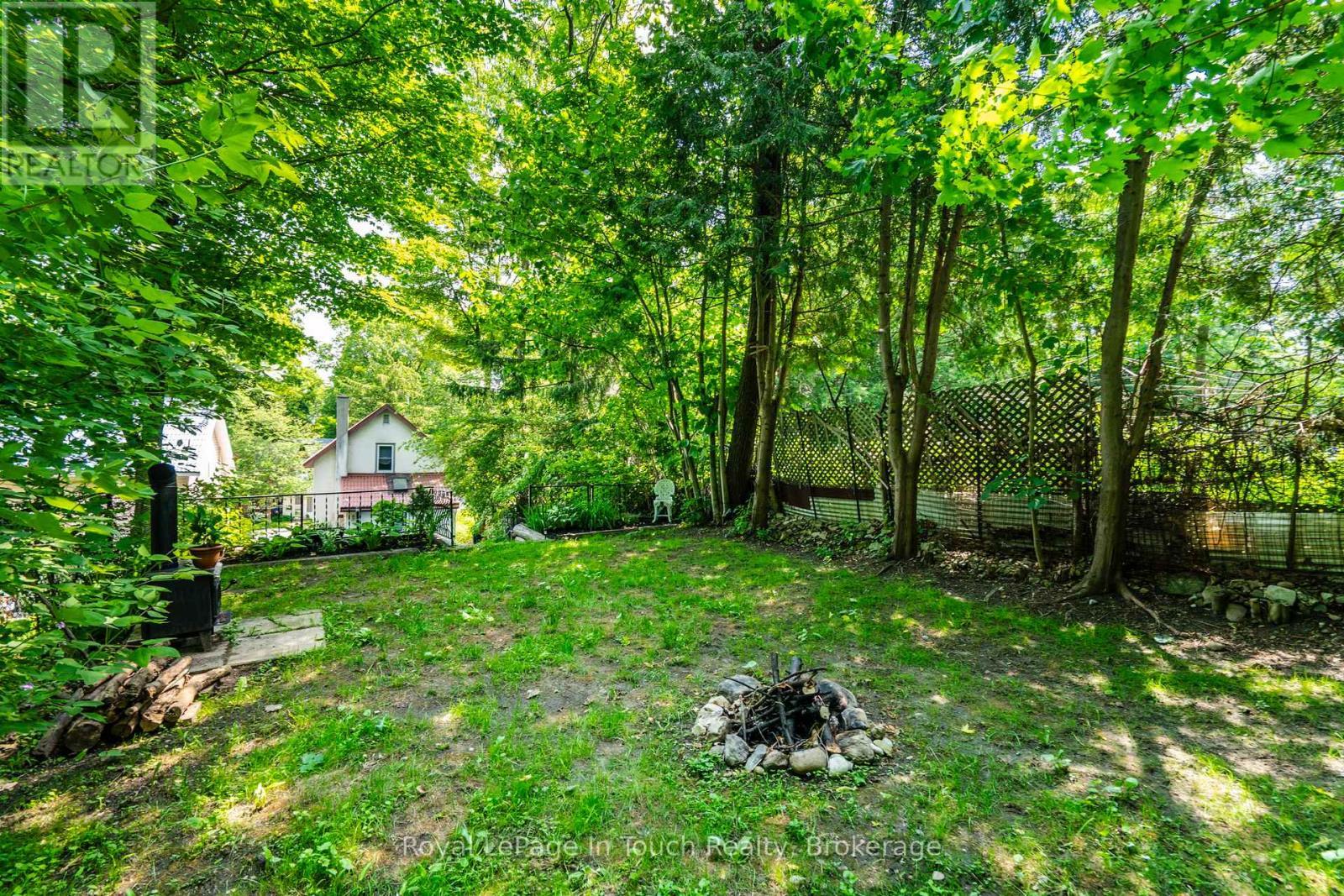 












330 THIRD STREET

,
Midland,




Ontario
L4R3S7

