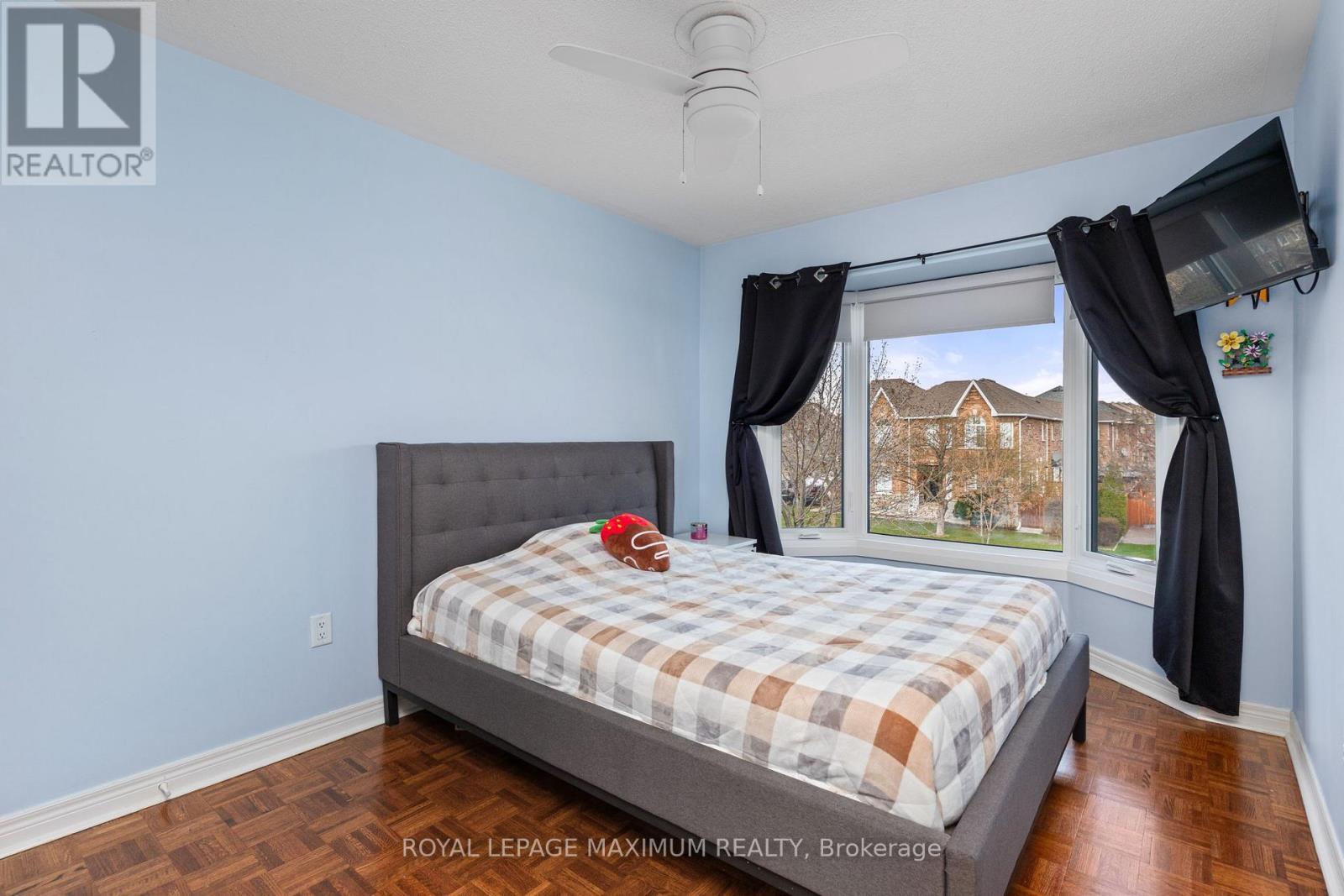 












52 POTTERY PLACE

,
Vaughan,




Ontario
L4L9H6

