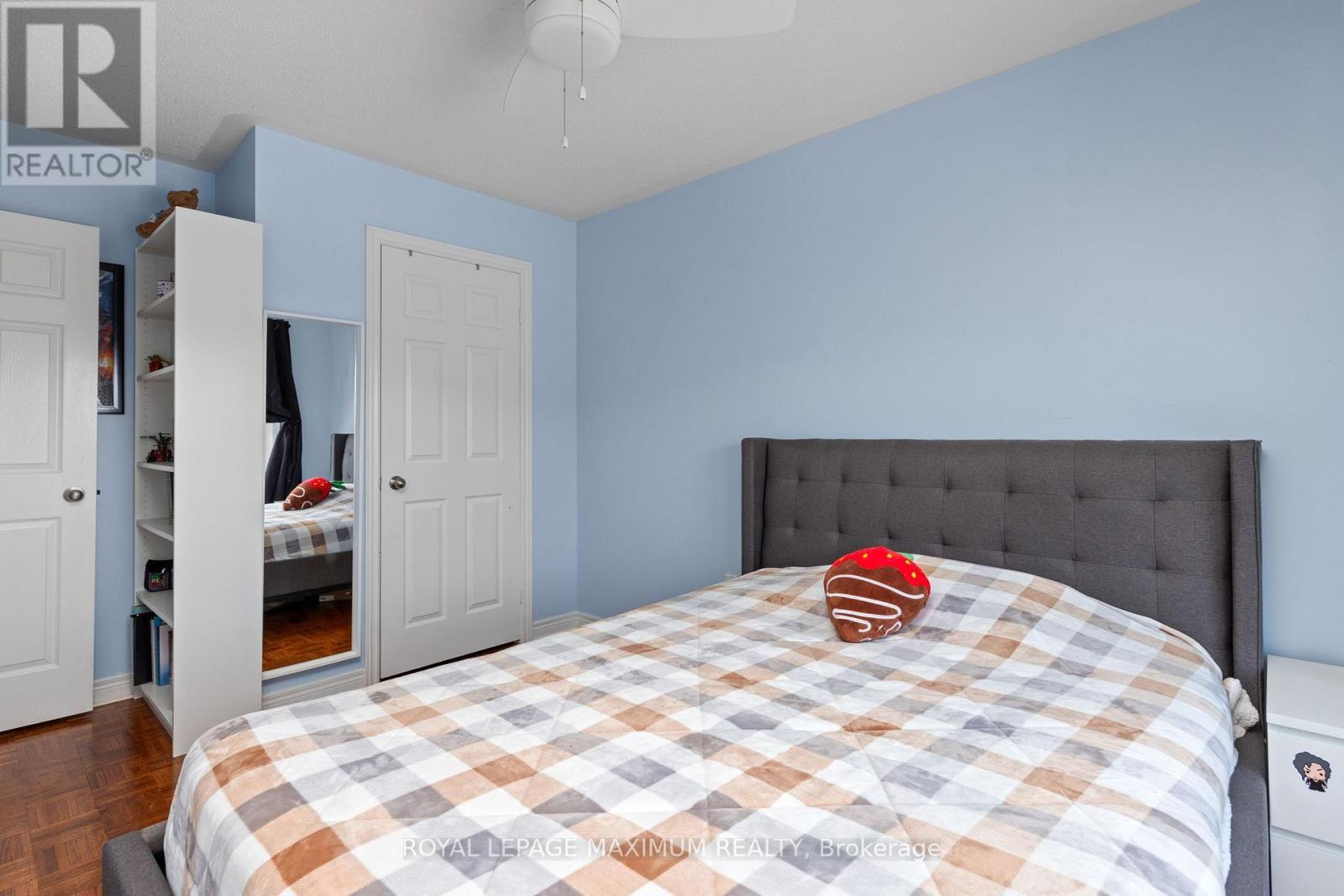 












52 POTTERY PLACE

,
Vaughan,




Ontario
L4L9H6

