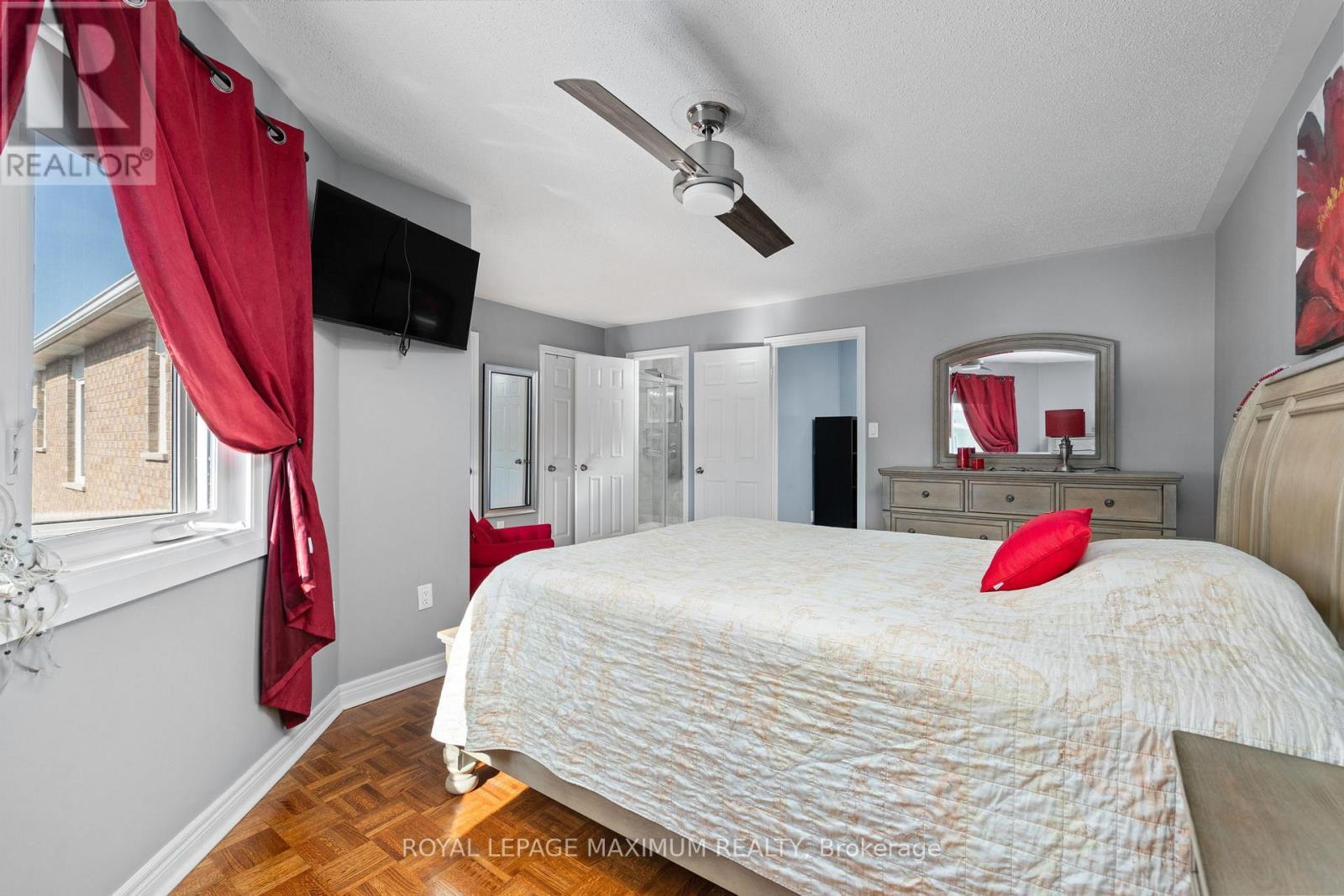 












52 POTTERY PLACE

,
Vaughan,




Ontario
L4L9H6

