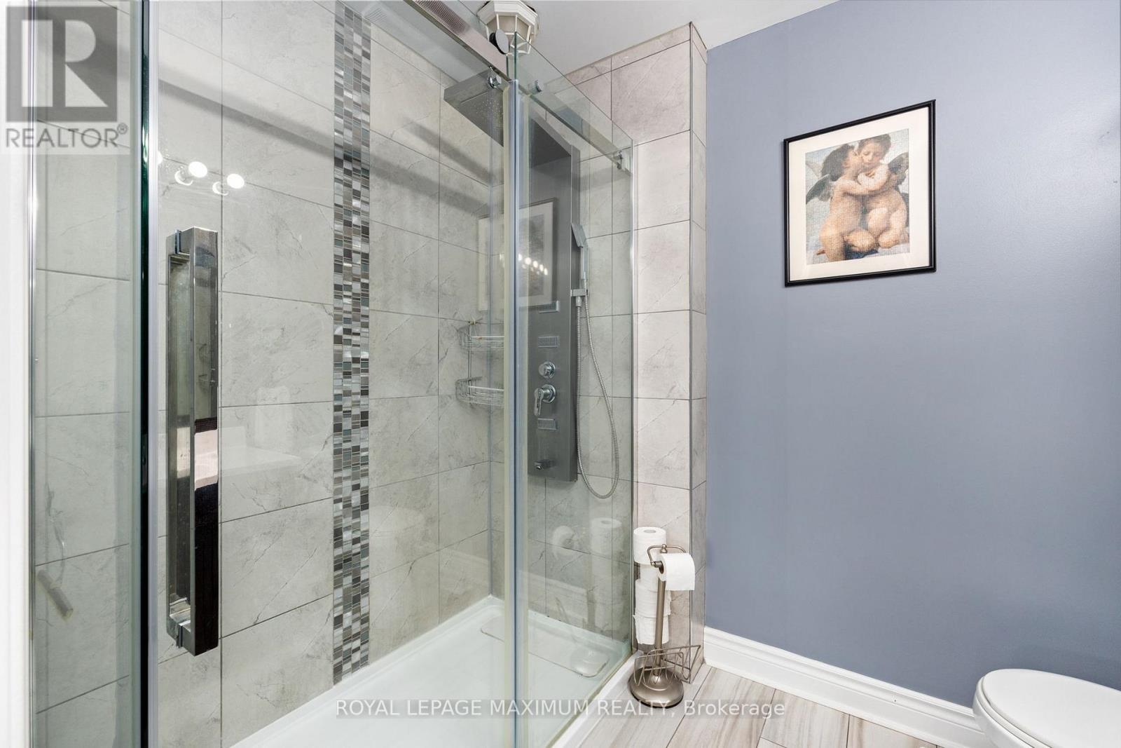 












52 POTTERY PLACE

,
Vaughan,




Ontario
L4L9H6


