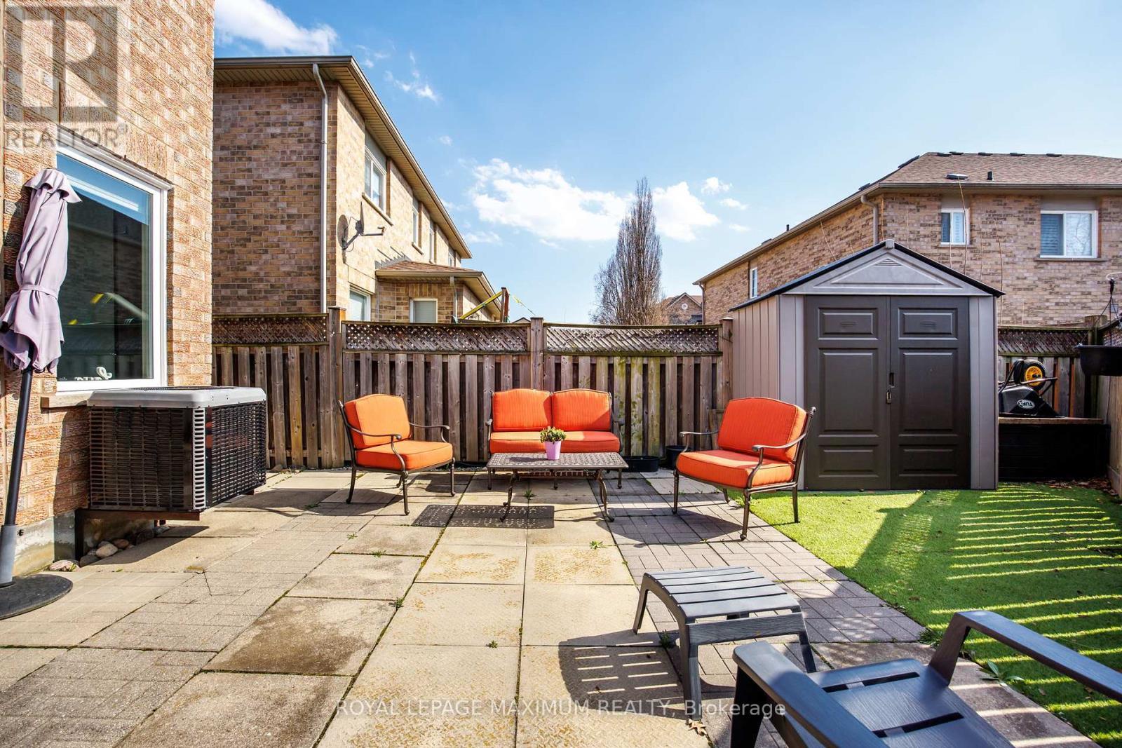 












52 POTTERY PLACE

,
Vaughan,




Ontario
L4L9H6

