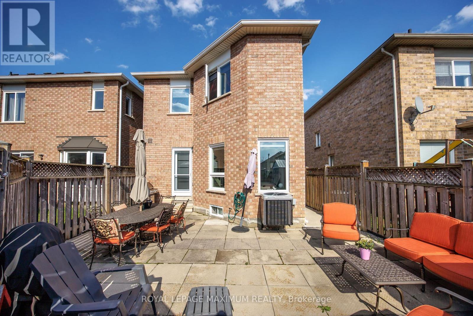 












52 POTTERY PLACE

,
Vaughan,




Ontario
L4L9H6

