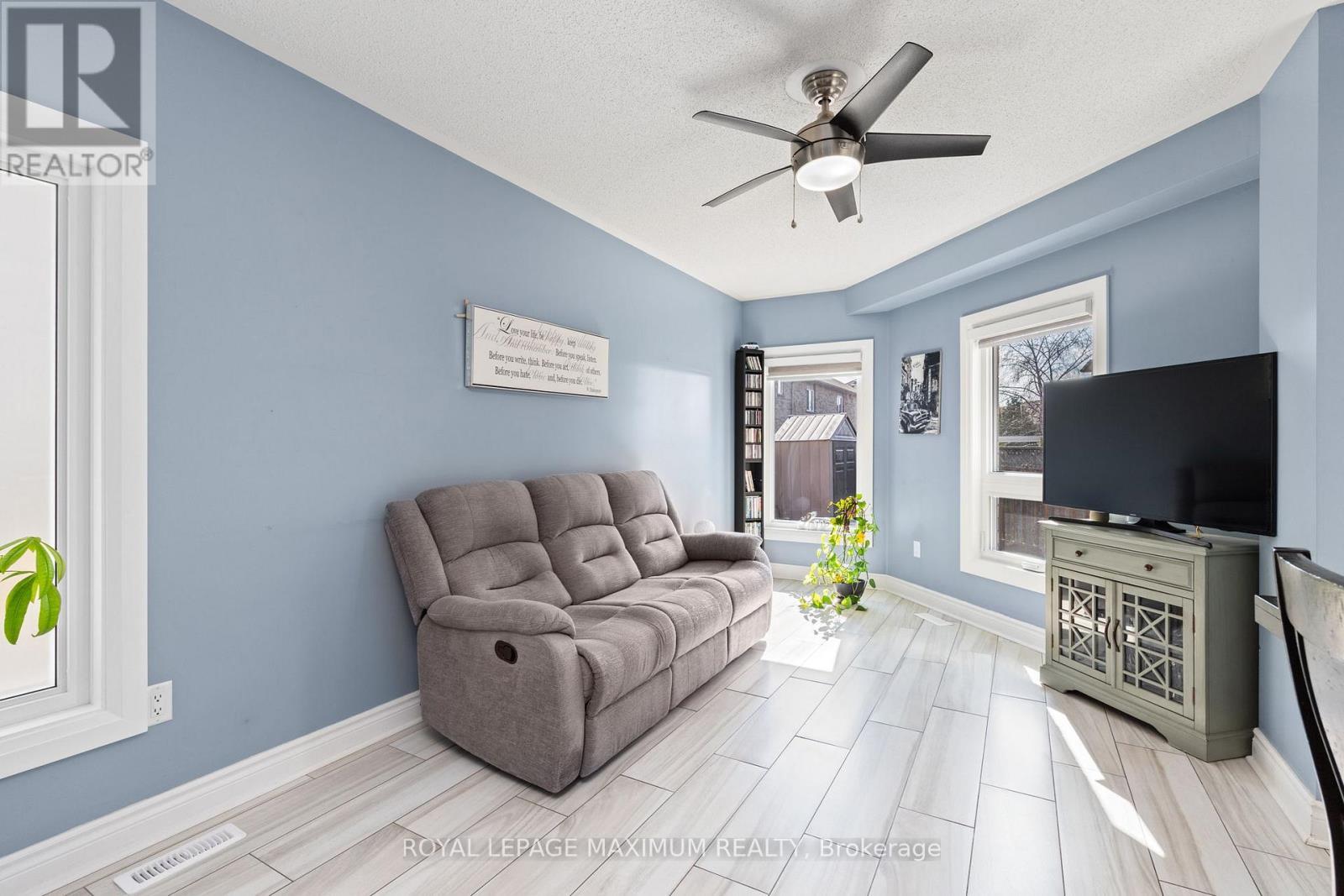 












52 POTTERY PLACE

,
Vaughan,




Ontario
L4L9H6

