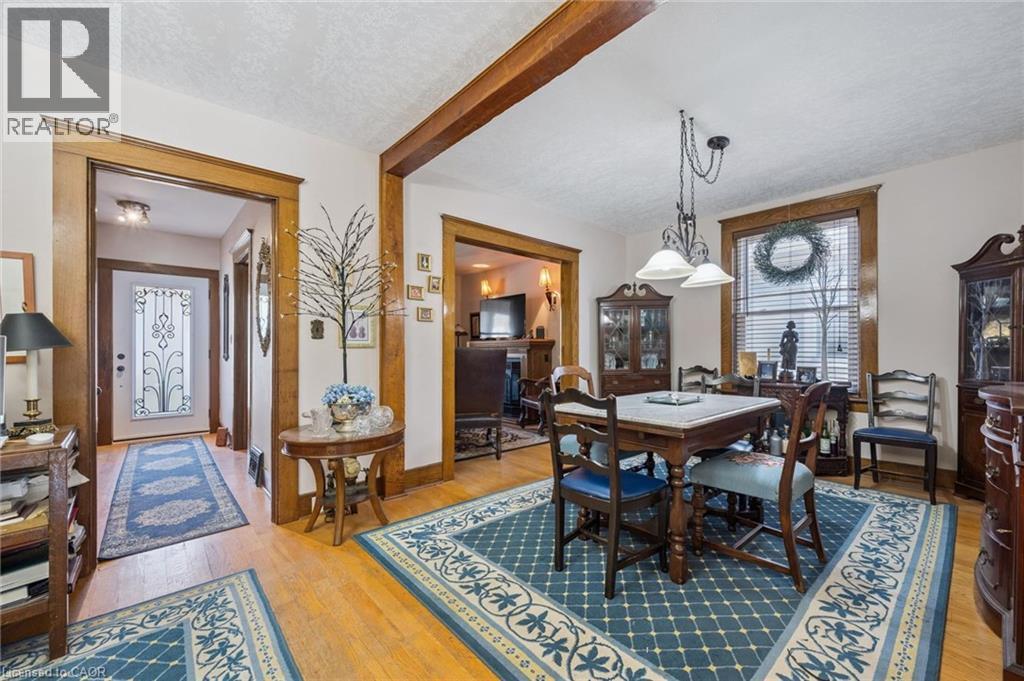












115 ALLEN Street E

,
Waterloo,




Ontario
N2J1J5

