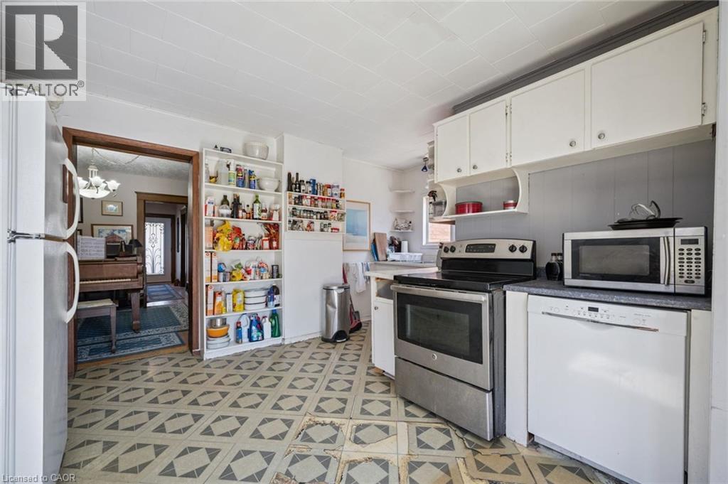 












115 ALLEN Street E

,
Waterloo,




Ontario
N2J1J5

