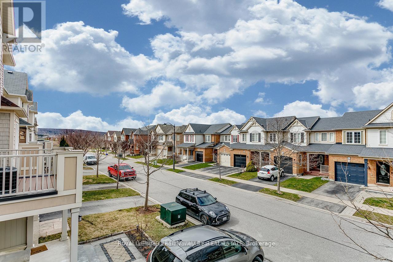 












888 FOWLES COURT

,
Milton (HA Harrison),




Ontario
L9T0Z8

