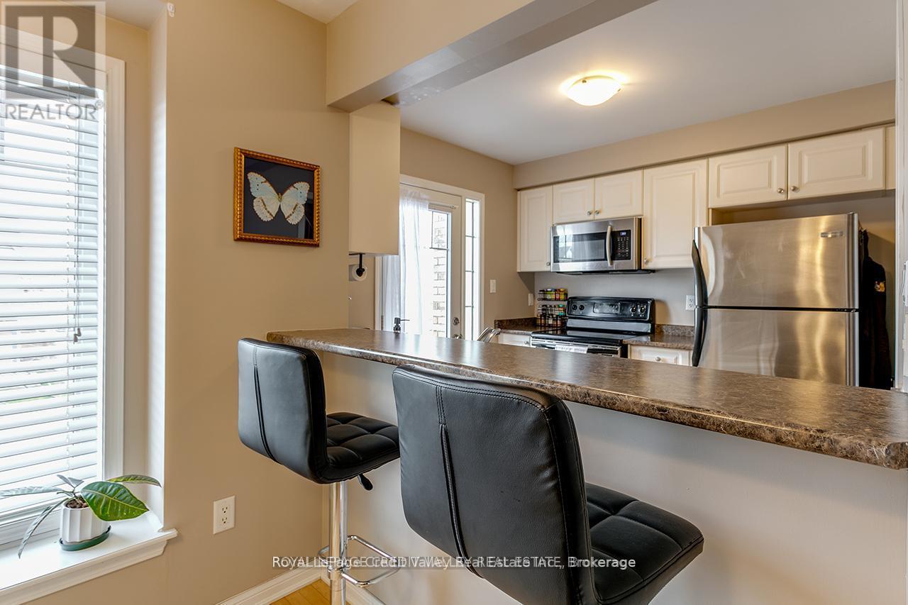 












888 FOWLES COURT

,
Milton (HA Harrison),




Ontario
L9T0Z8


