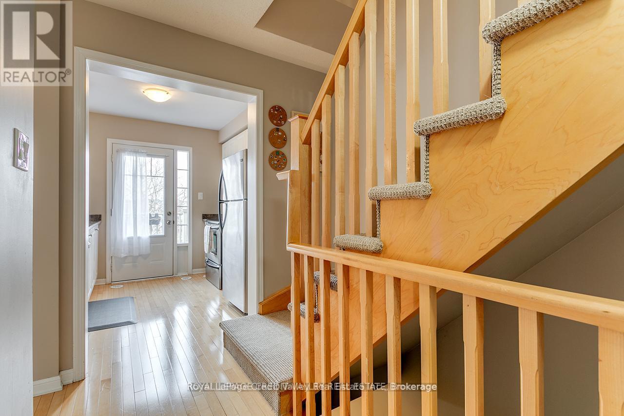 












888 FOWLES COURT

,
Milton (HA Harrison),




Ontario
L9T0Z8

