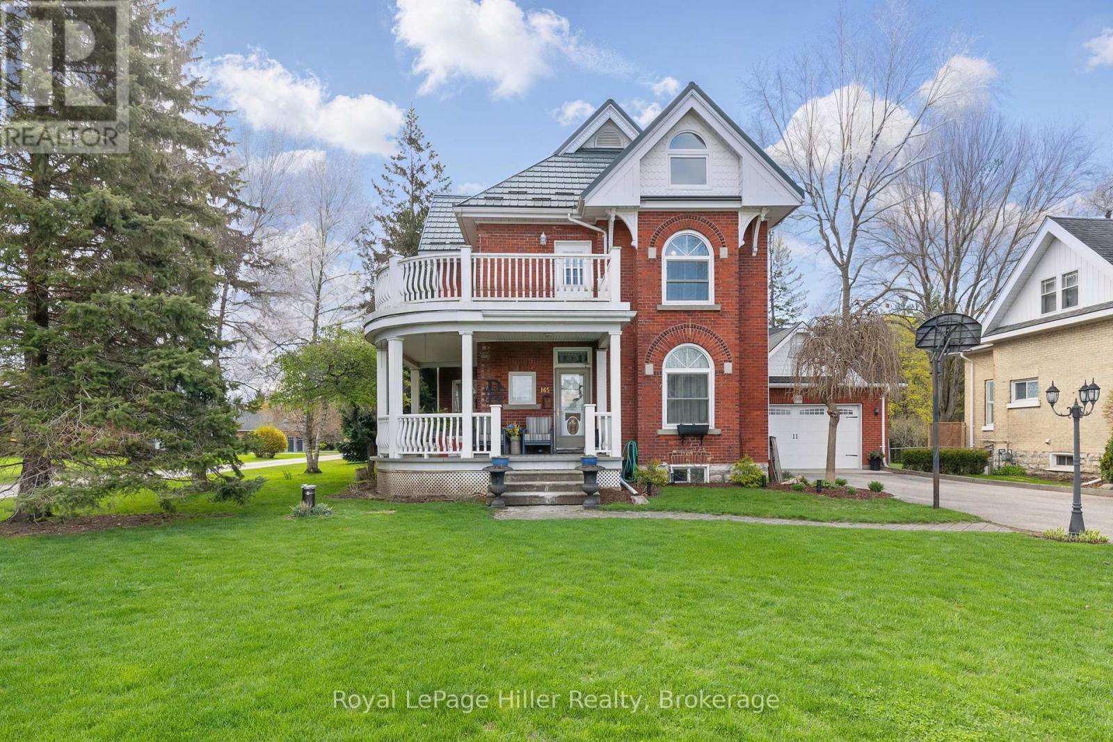 












165 STATION ROAD

,
Perth South (Sebringville),




Ontario
N0K1X0


