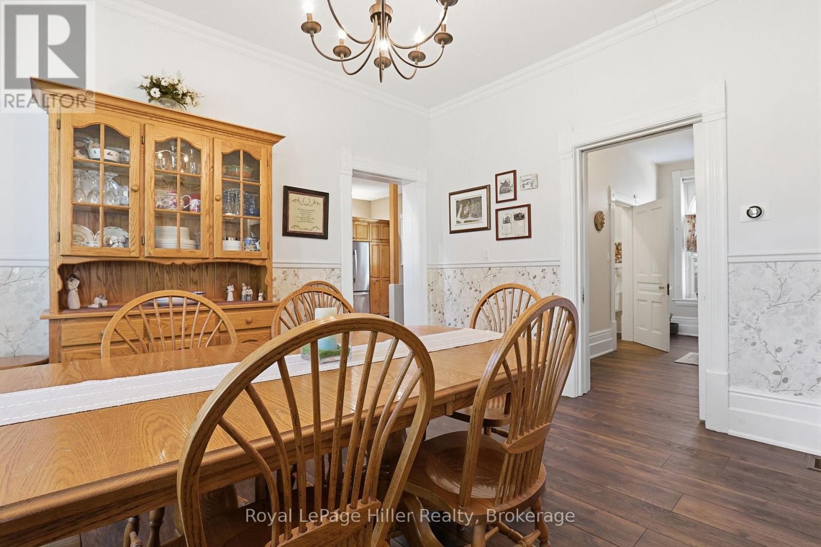 












165 STATION ROAD

,
Perth South (Sebringville),




Ontario
N0K1X0


