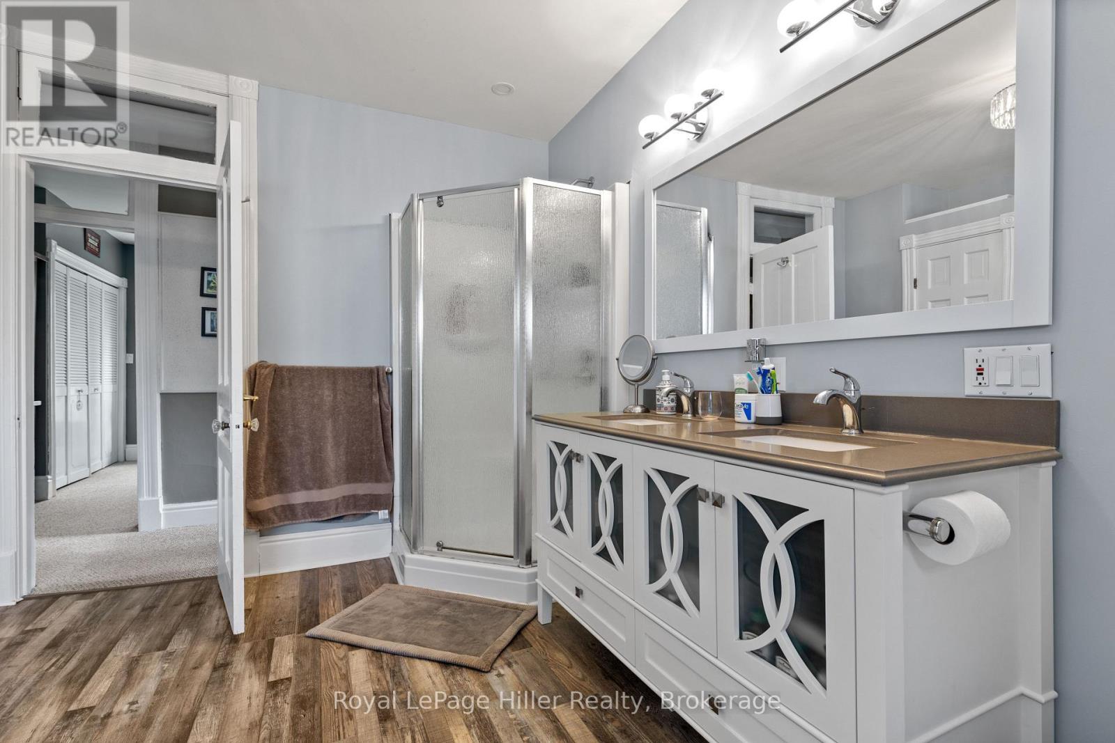 












165 STATION ROAD

,
Perth South (Sebringville),




Ontario
N0K1X0

