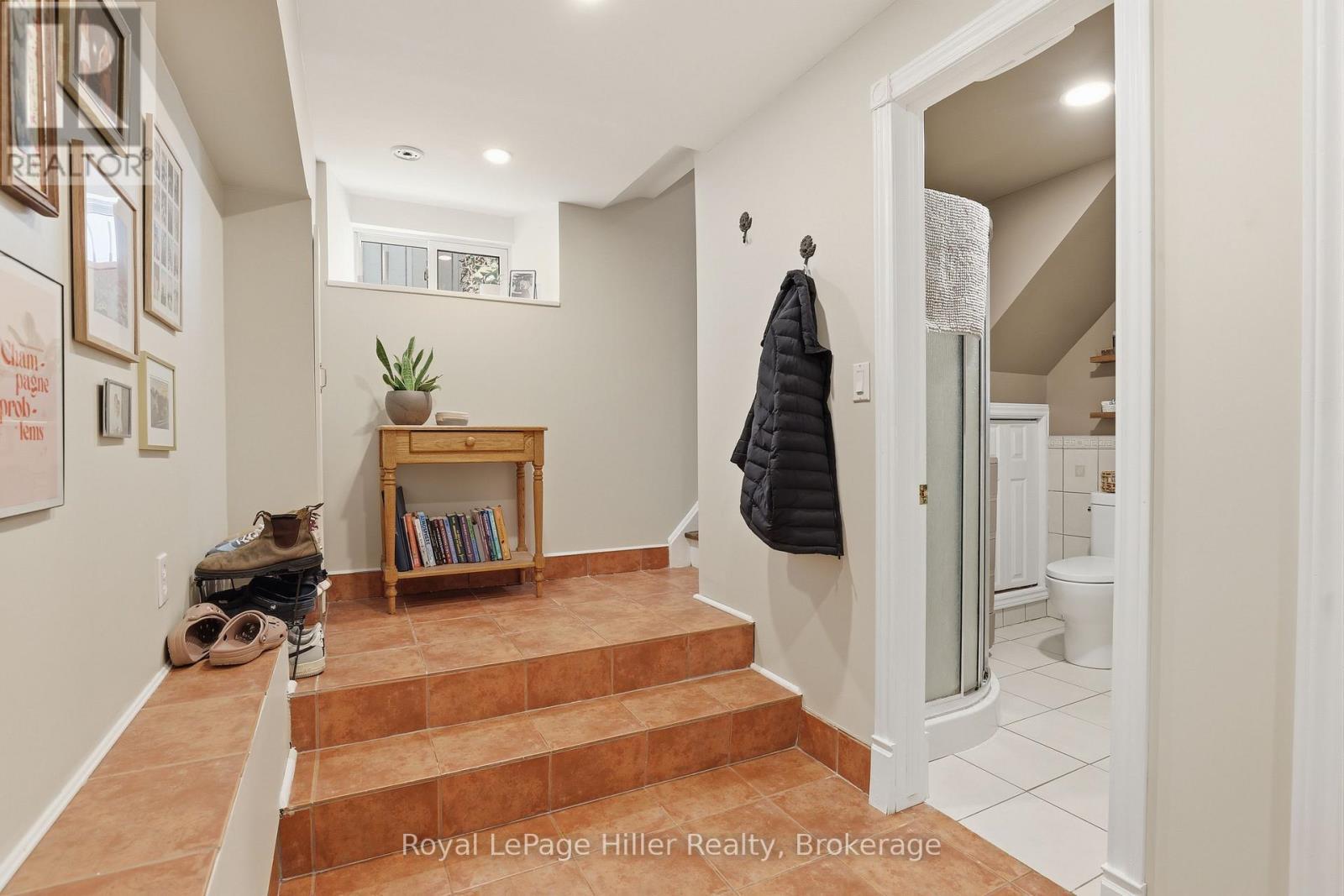 












165 STATION ROAD

,
Perth South (Sebringville),




Ontario
N0K1X0


