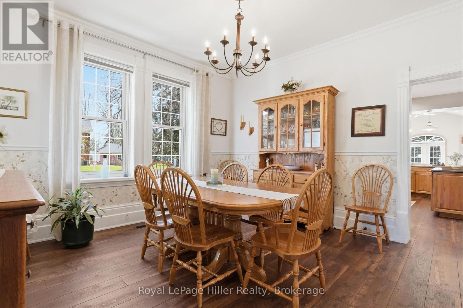 












165 STATION ROAD

,
Perth South (Sebringville),




Ontario
N0K1X0

