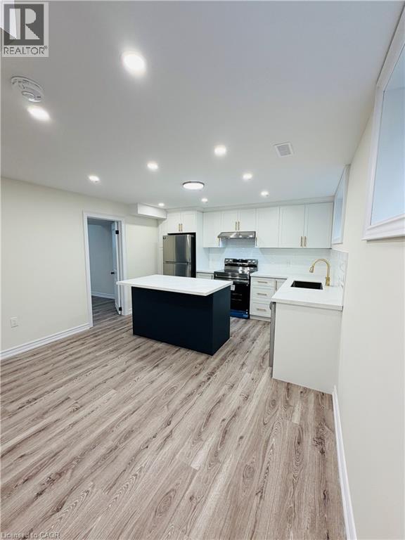 












494 WOODBINE Avenue Unit# Lower

,
Kitchener,




Ontario
N2R0A6

