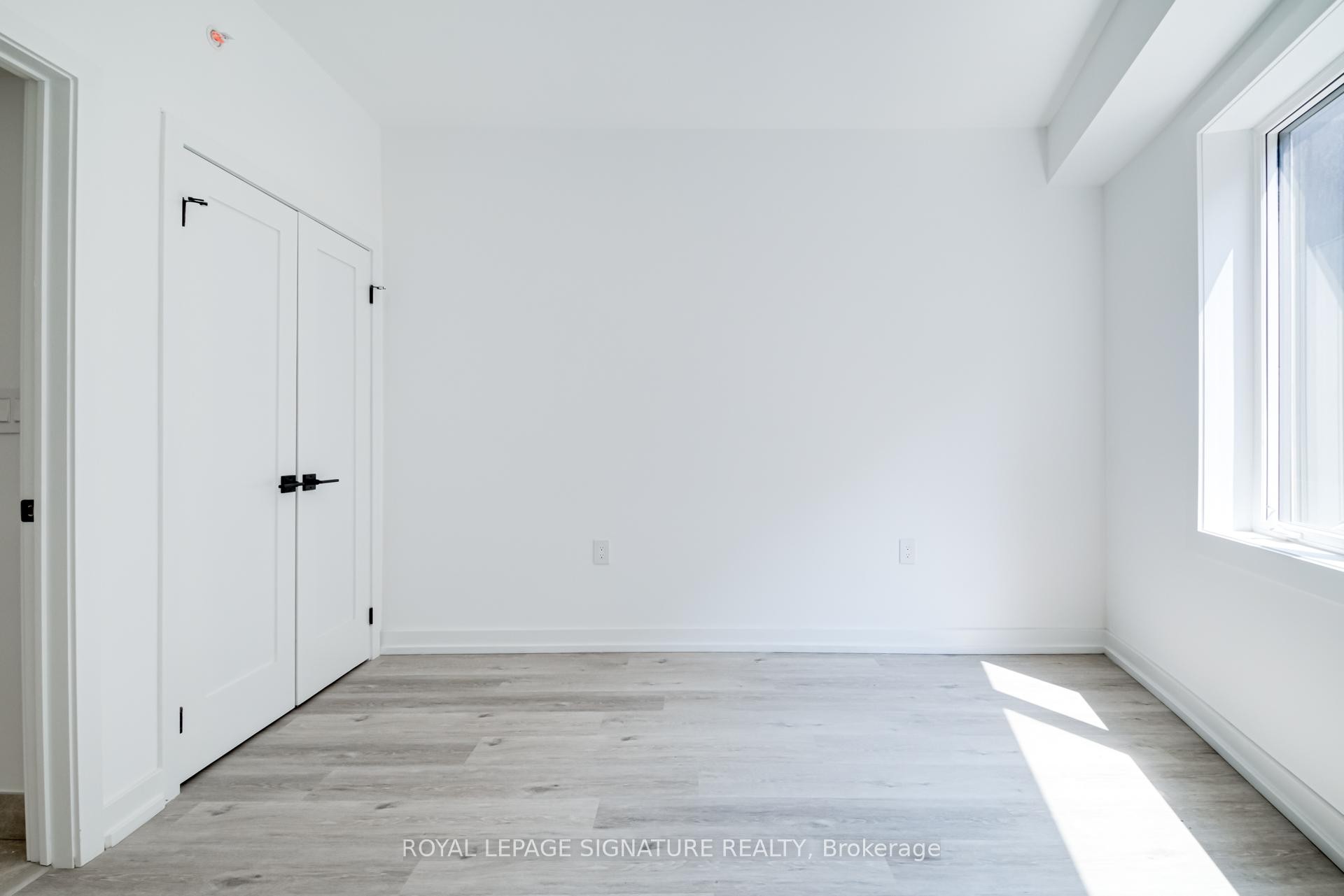 









3039


Dundas

Street West, 6,
Toronto,




ON
M6P 1Z5

