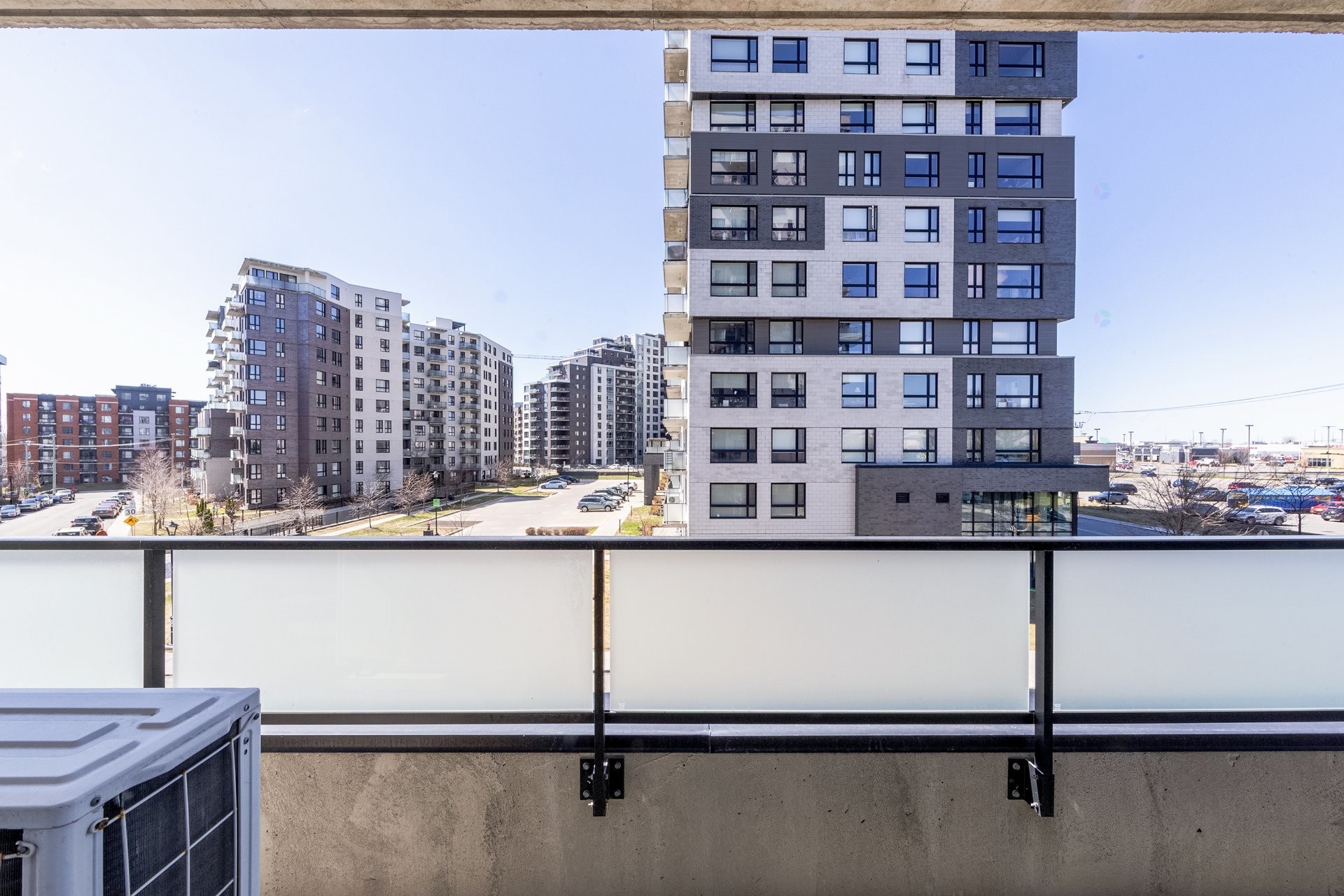 









6780


Boul. Newman

, 312,
Montréal (LaSalle),




QC
H8N0H5

