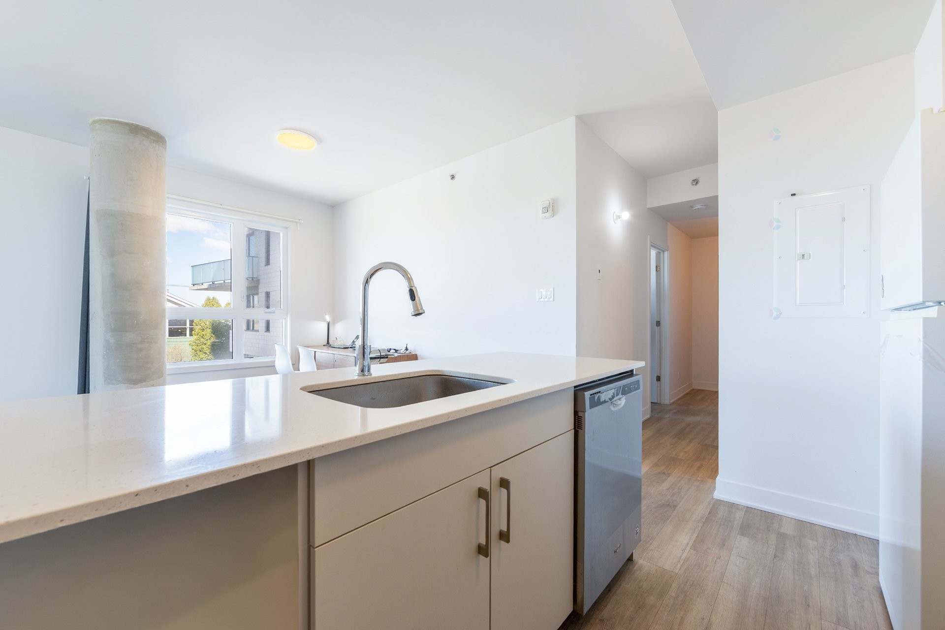 









6780


Boul. Newman

, 312,
Montréal (LaSalle),




QC
H8N0H5

