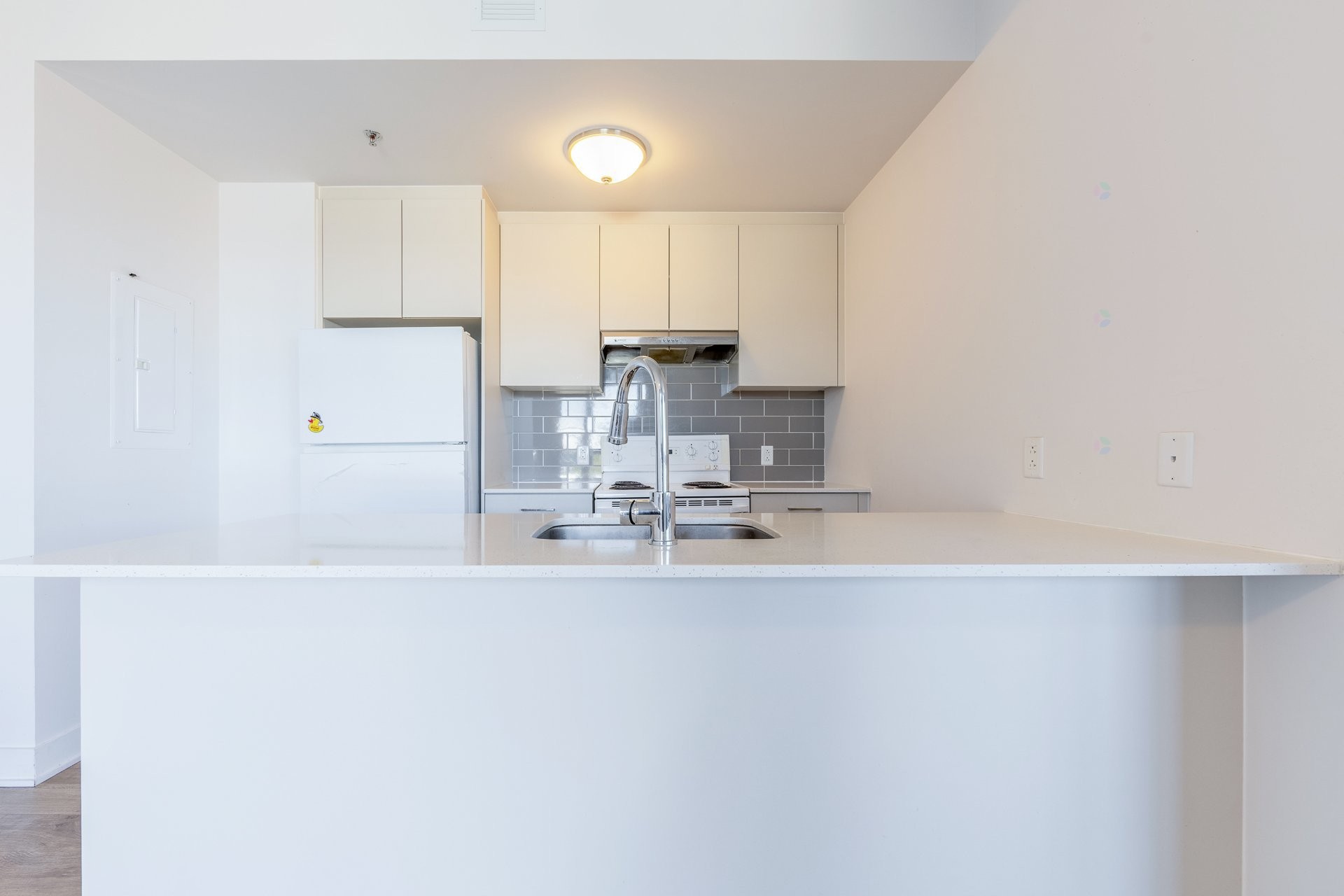 









6780


Boul. Newman

, 312,
Montréal (LaSalle),




QC
H8N0H5

