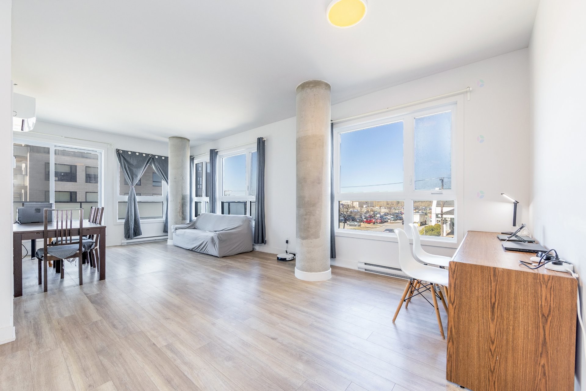 









6780


Boul. Newman

, 312,
Montréal (LaSalle),




QC
H8N0H5

