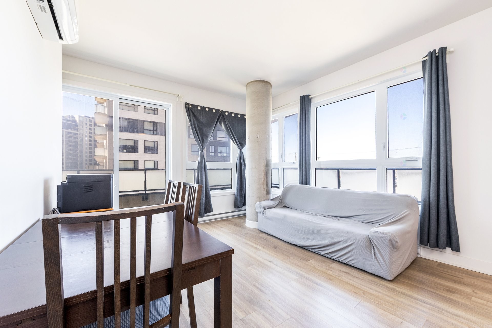 









6780


Boul. Newman

, 312,
Montréal (LaSalle),




QC
H8N0H5

