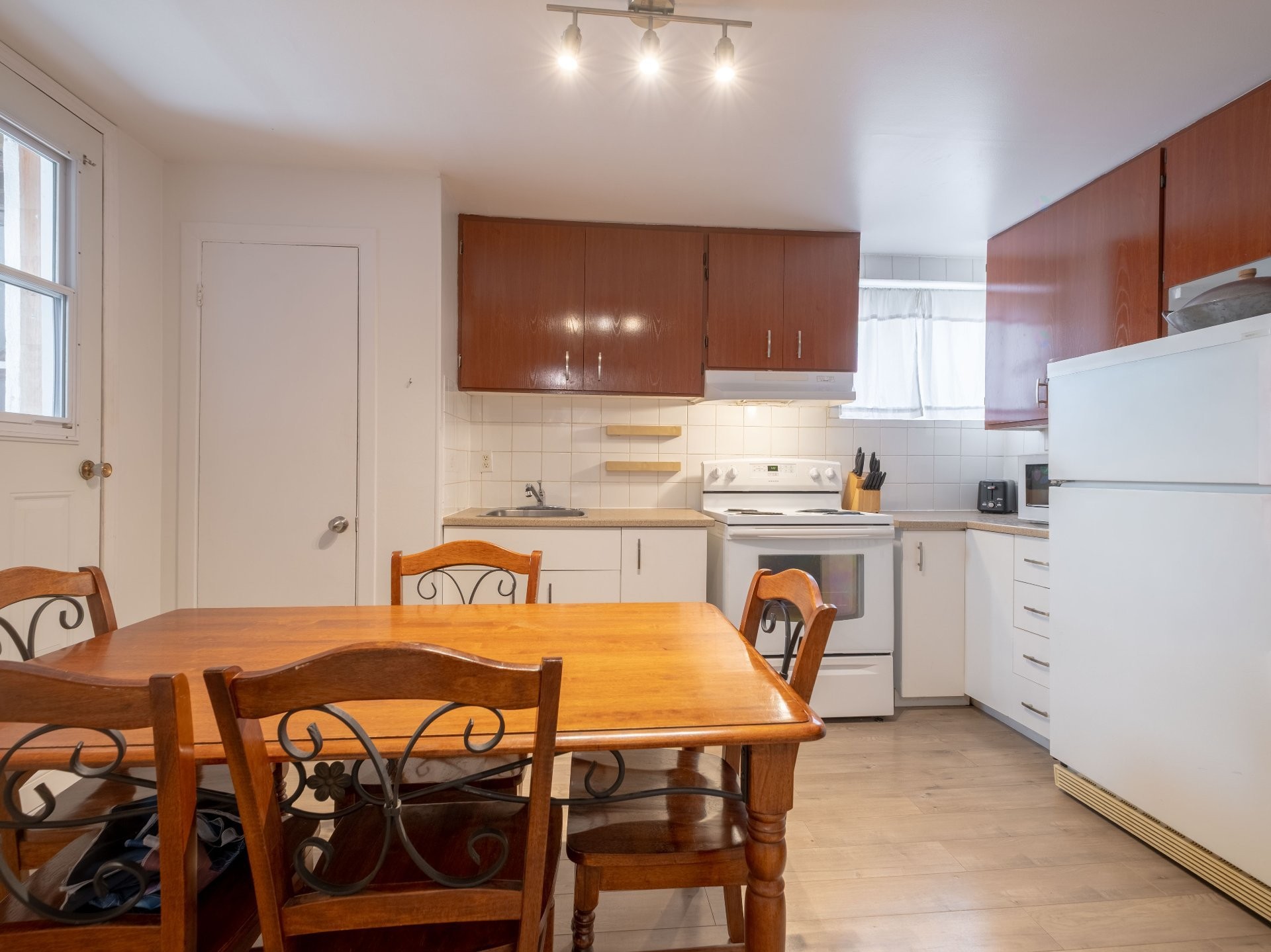 









72

 - 74B


Rue de la Rive

,
Sainte-Anne-de-Sorel,




QC
J3P1K2

