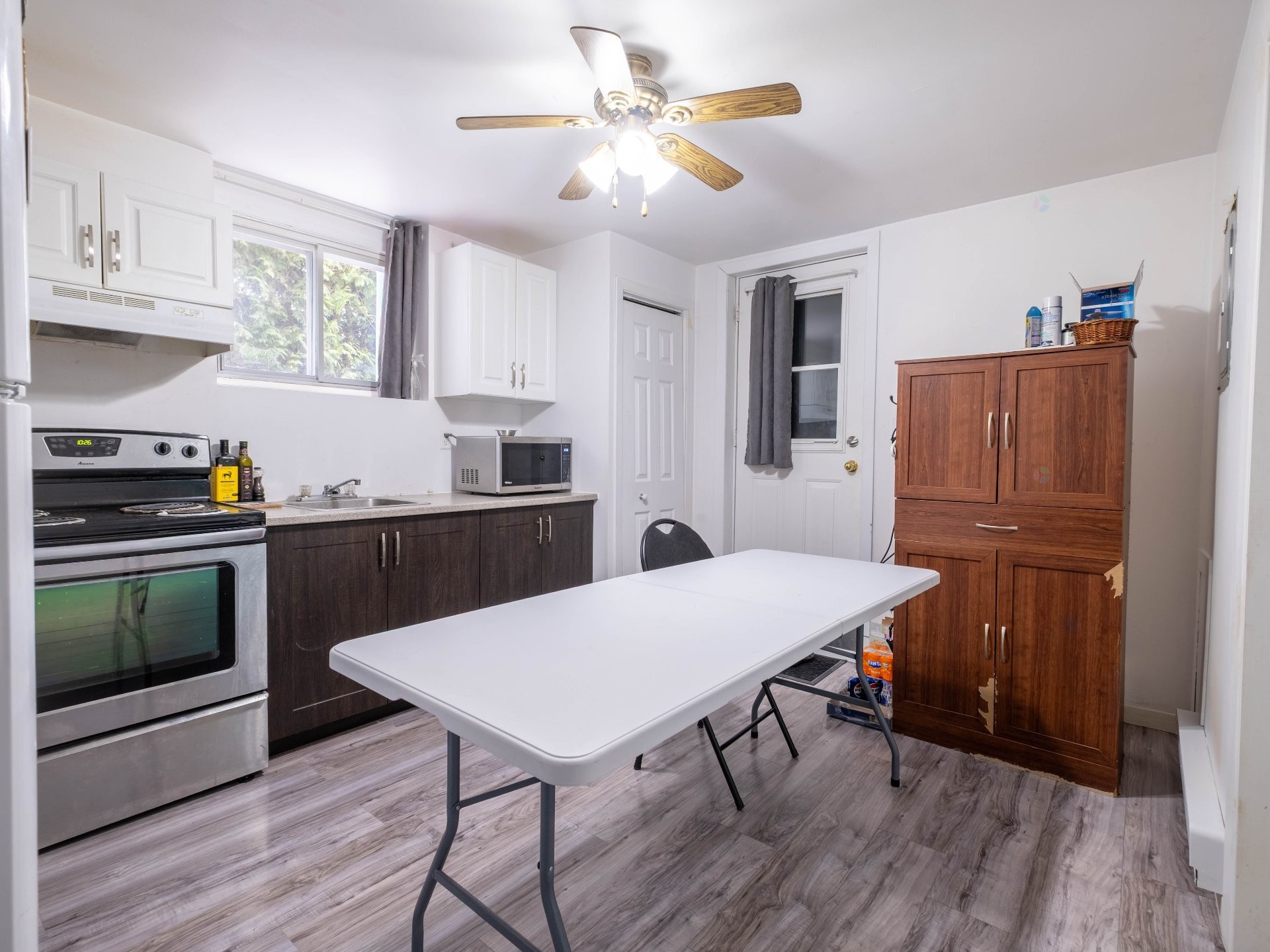 









72

 - 74B


Rue de la Rive

,
Sainte-Anne-de-Sorel,




QC
J3P1K2

