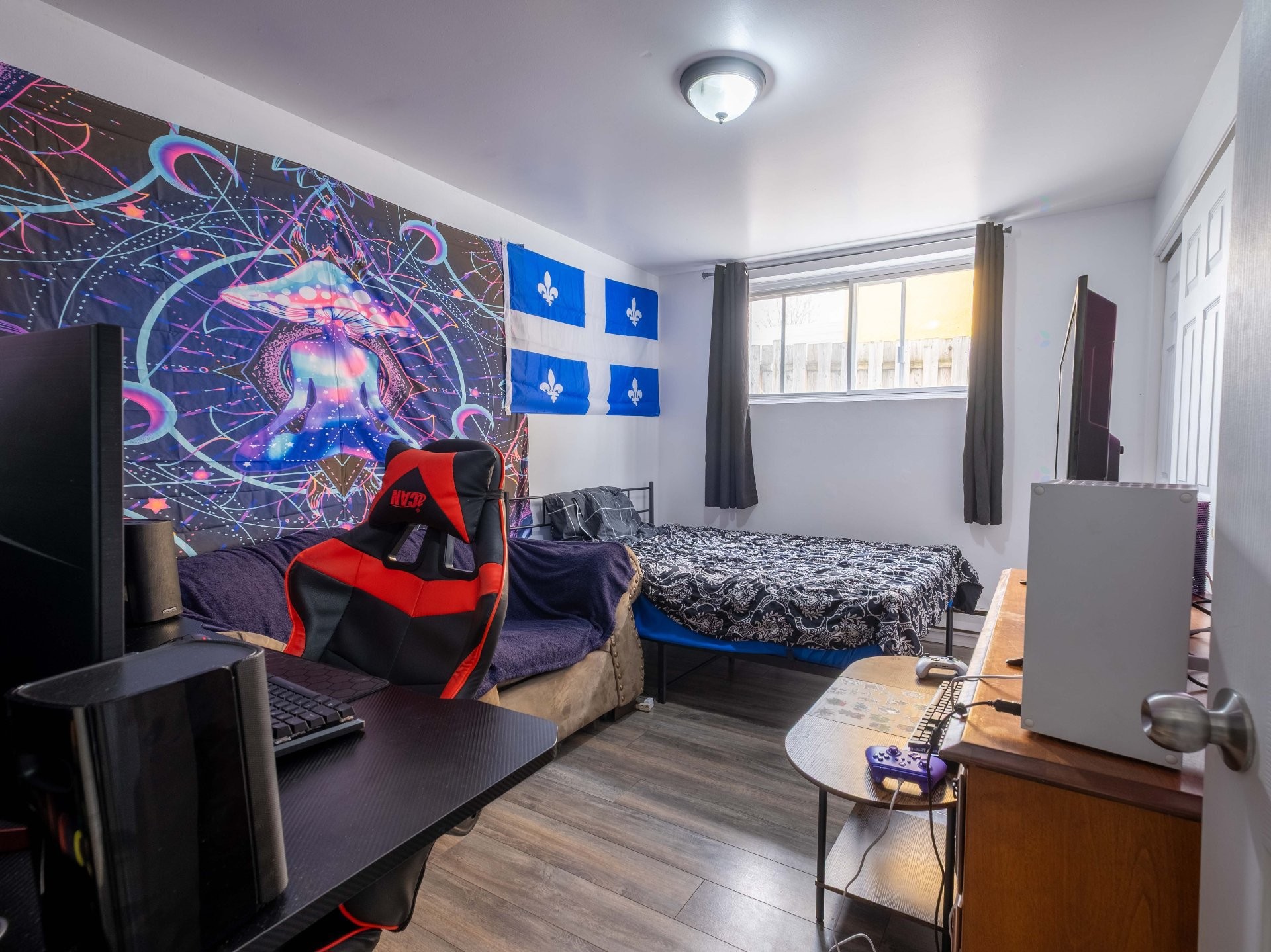 









72

 - 74B


Rue de la Rive

,
Sainte-Anne-de-Sorel,




QC
J3P1K2


