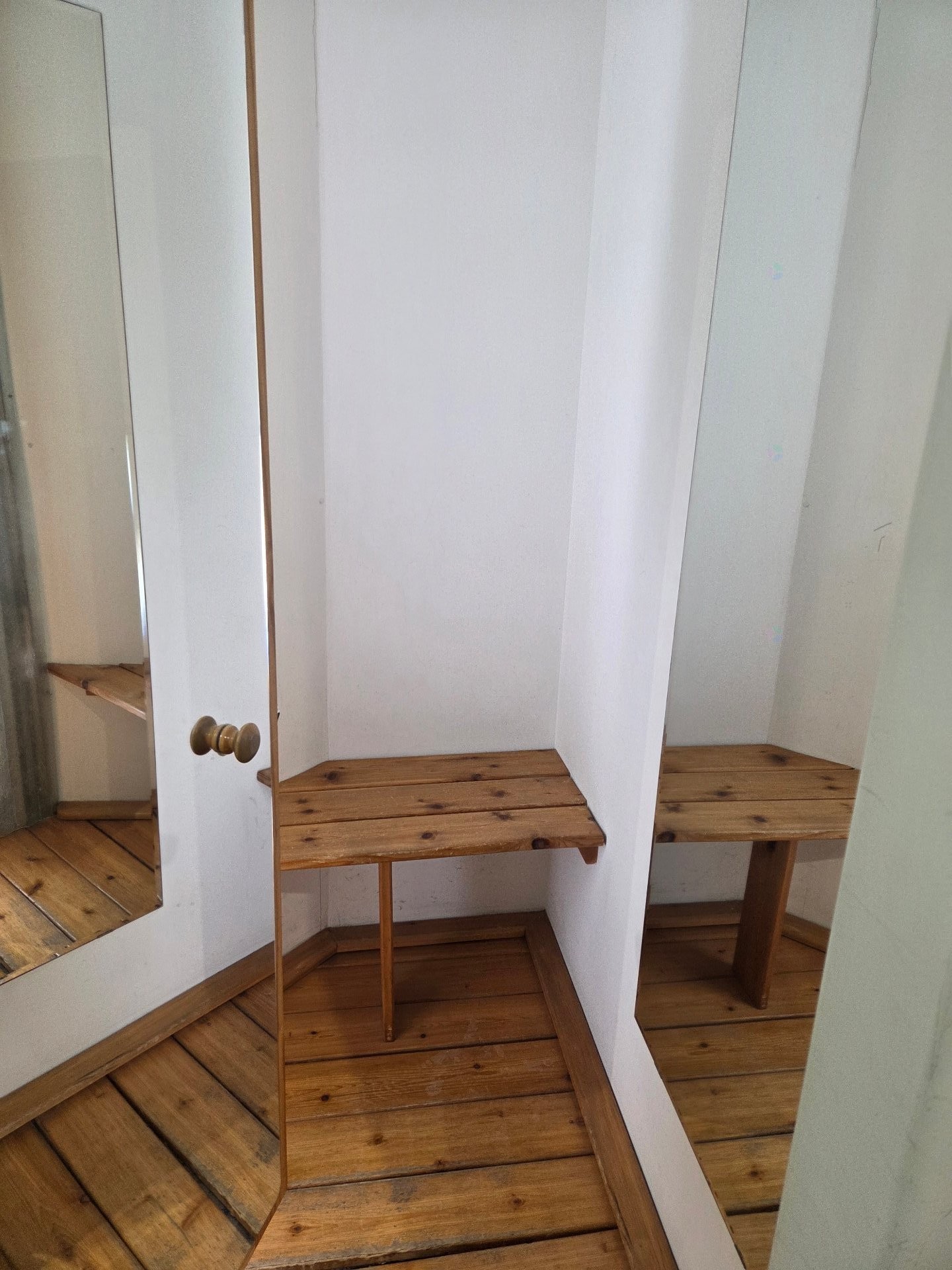 









557


Boul. du Séminaire N.

,
Saint-Jean-sur-Richelieu,




QC
J3B7C9

