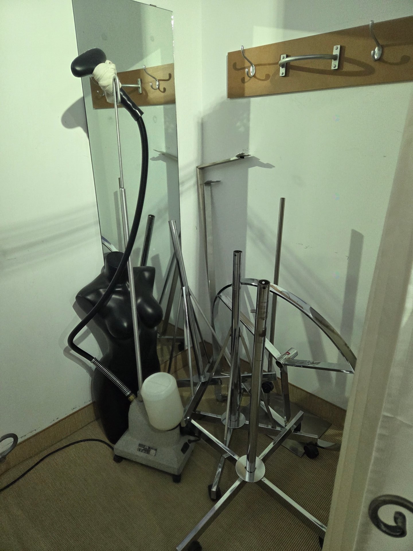 









557


Boul. du Séminaire N.

,
Saint-Jean-sur-Richelieu,




QC
J3B7C9

