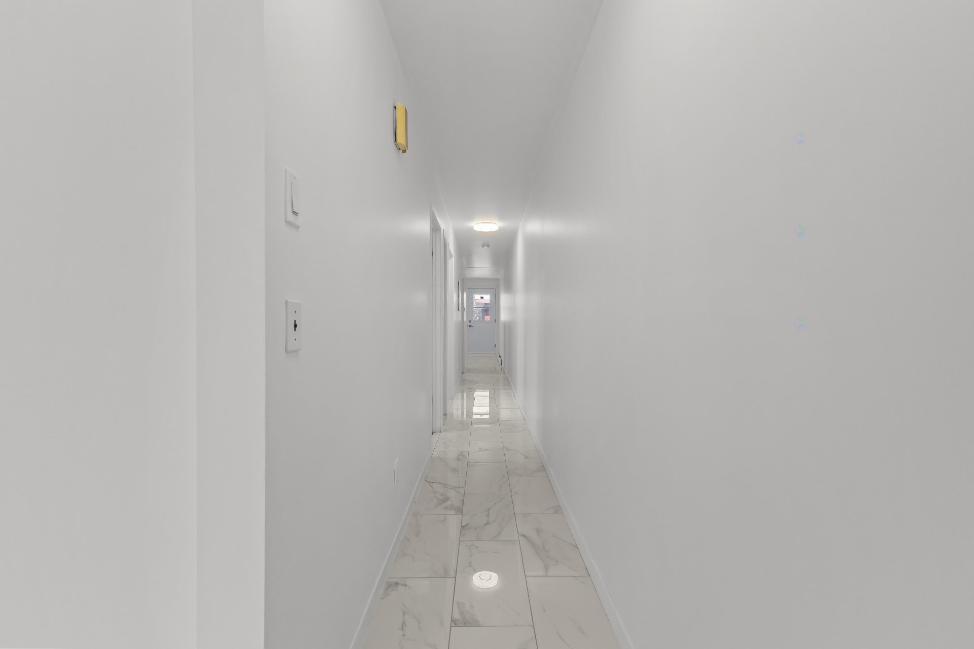 









205


Rue Rouville

, 5,
Longueuil (Le Vieux-Longueuil),




QC
J4K2W1

