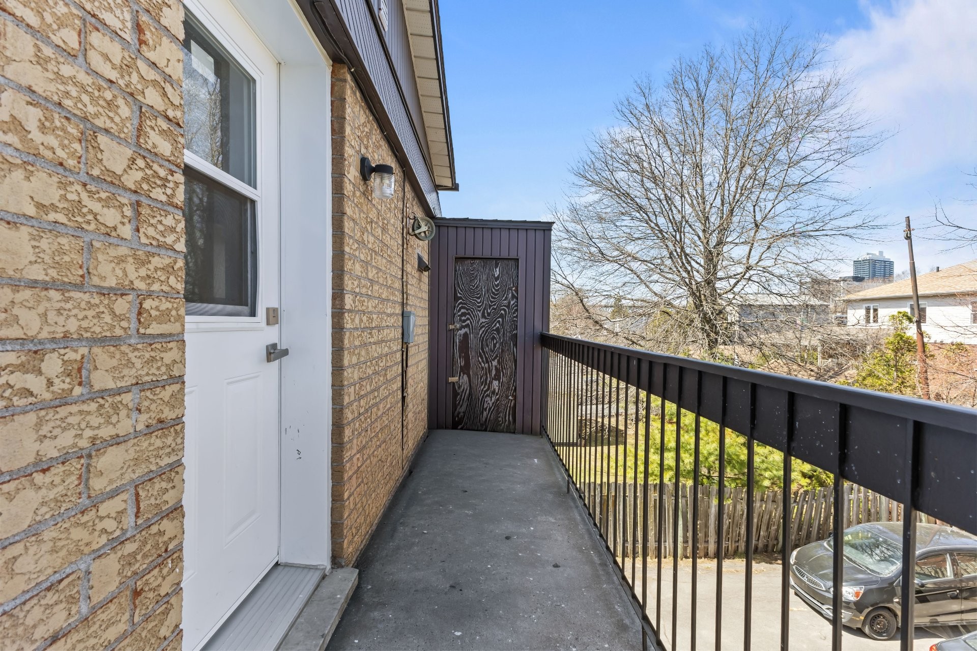 









205


Rue Rouville

, 5,
Longueuil (Le Vieux-Longueuil),




QC
J4K2W1

