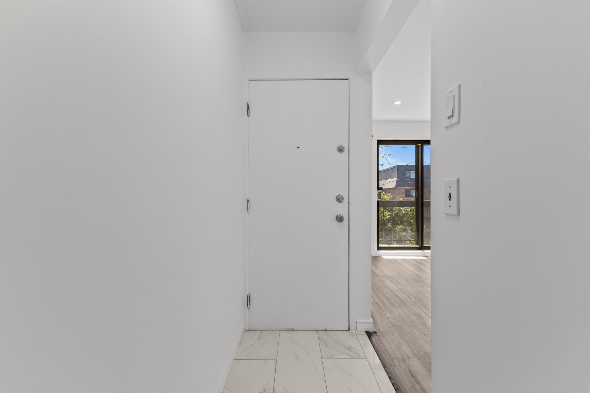 









205


Rue Rouville

, 5,
Longueuil (Le Vieux-Longueuil),




QC
J4K2W1

