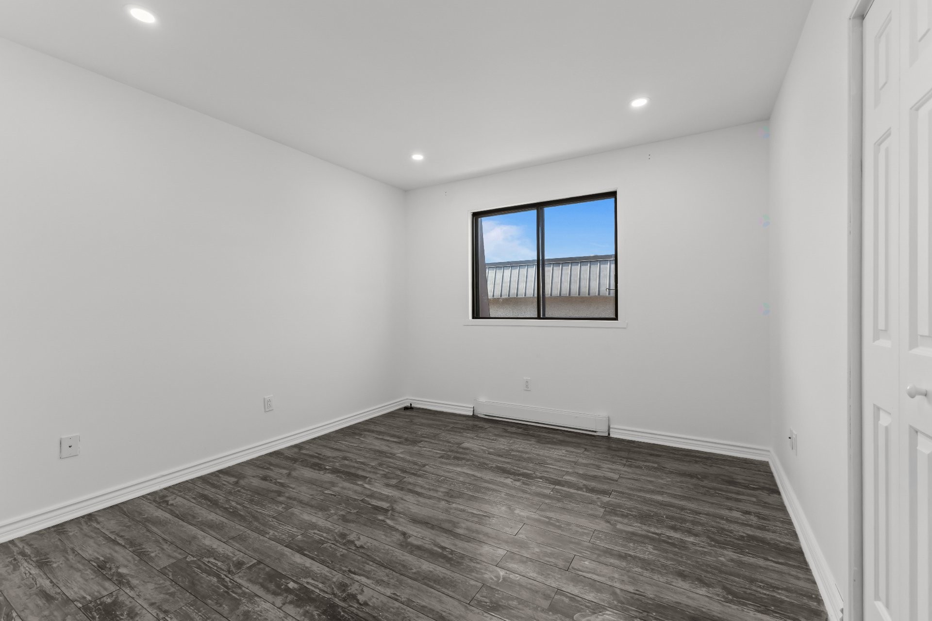 









205


Rue Rouville

, 5,
Longueuil (Le Vieux-Longueuil),




QC
J4K2W1

