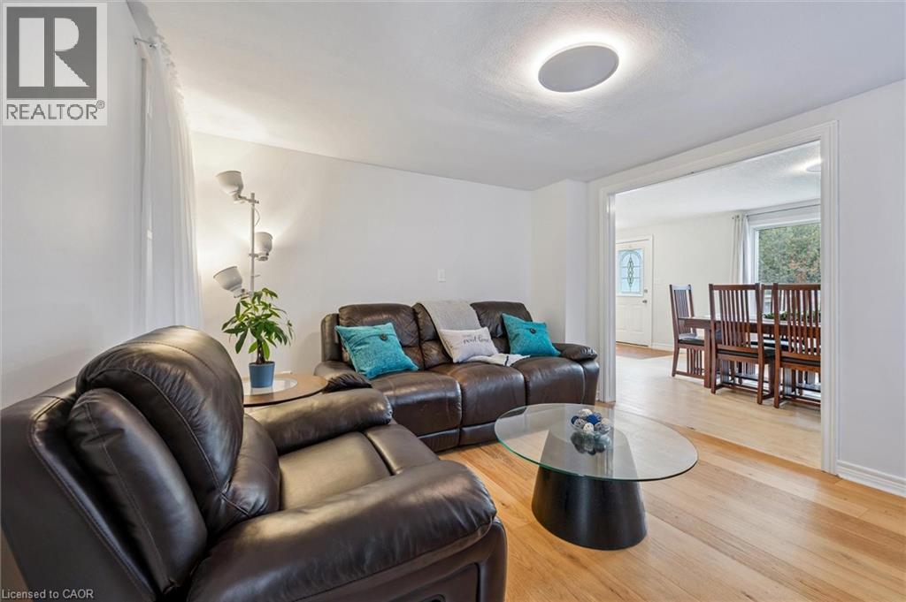 












6548 BEATTY LINE N

,
Fergus,




Ontario
N1M2W3

