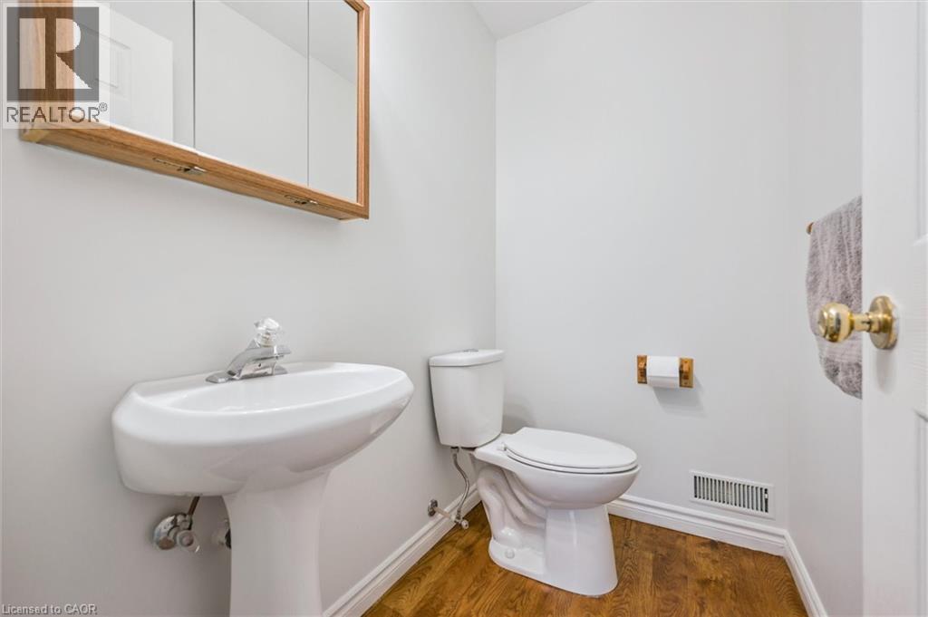 












6548 BEATTY LINE N

,
Fergus,




Ontario
N1M2W3

