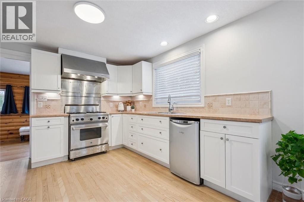 












6548 BEATTY LINE N

,
Fergus,




Ontario
N1M2W3

