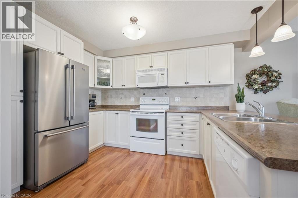 












6 UPPER MERCER Street Unit# E18

,
Kitchener,




Ontario
N2A0E4

