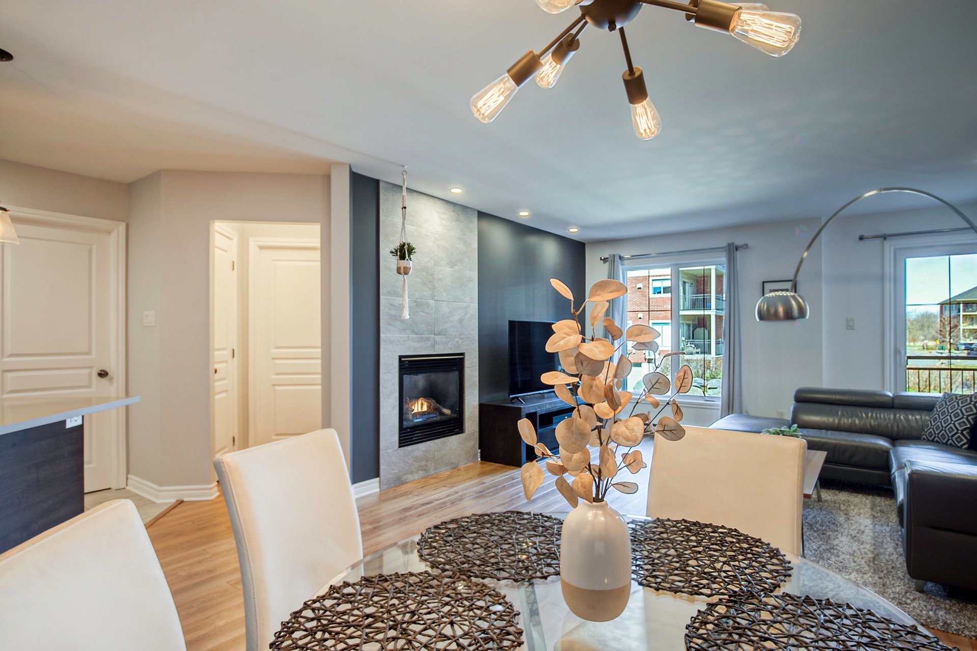 









782


Rue des Sureaux

, 6,
Boucherville,




QC
J4B0J4


