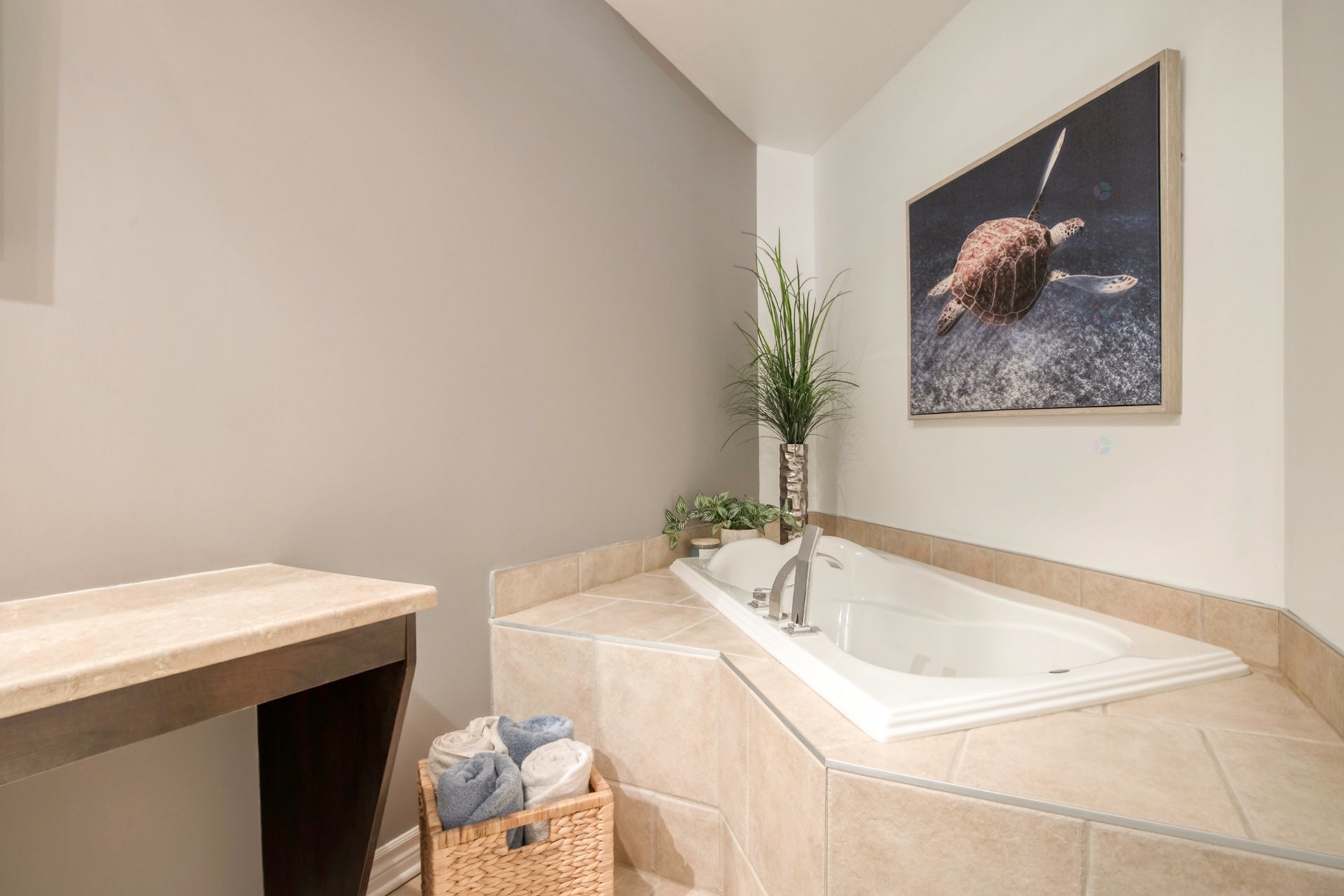 









782


Rue des Sureaux

, 6,
Boucherville,




QC
J4B0J4

