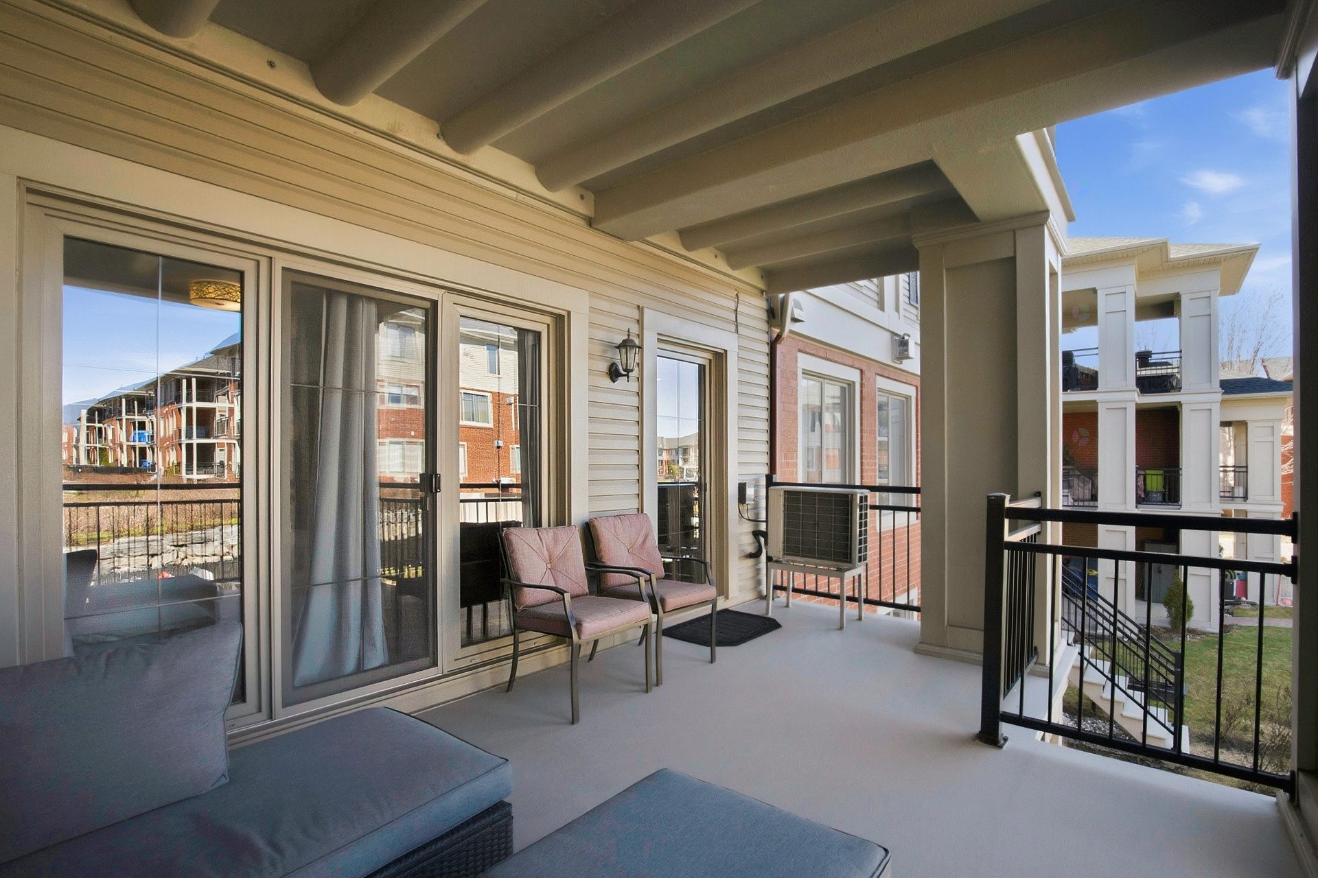 









782


Rue des Sureaux

, 6,
Boucherville,




QC
J4B0J4


