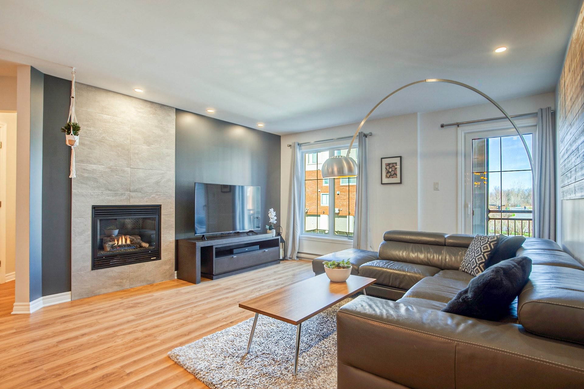 









782


Rue des Sureaux

, 6,
Boucherville,




QC
J4B0J4

