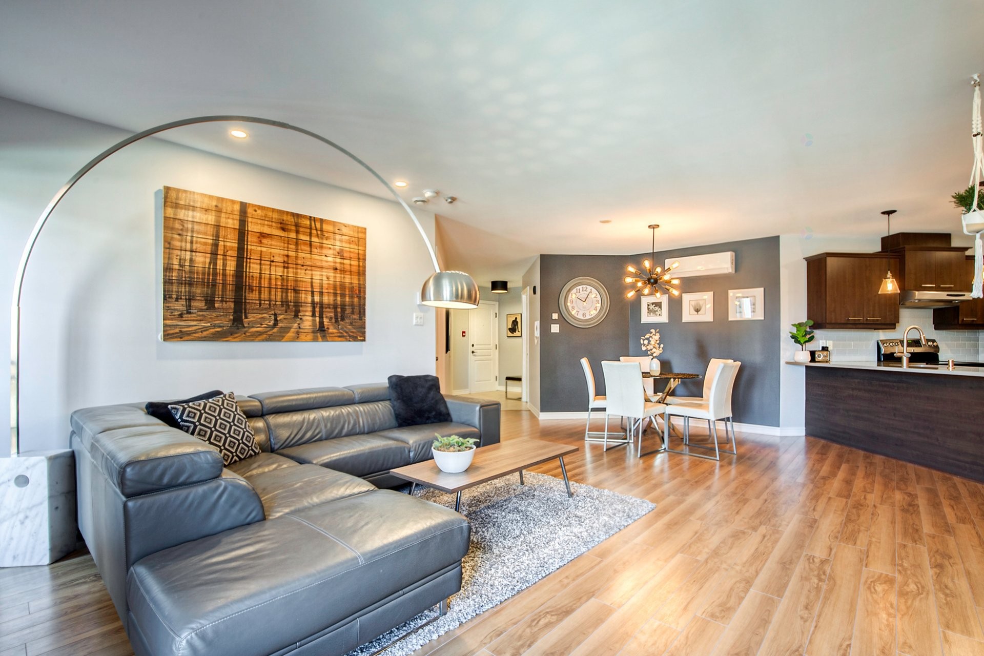 









782


Rue des Sureaux

, 6,
Boucherville,




QC
J4B0J4

